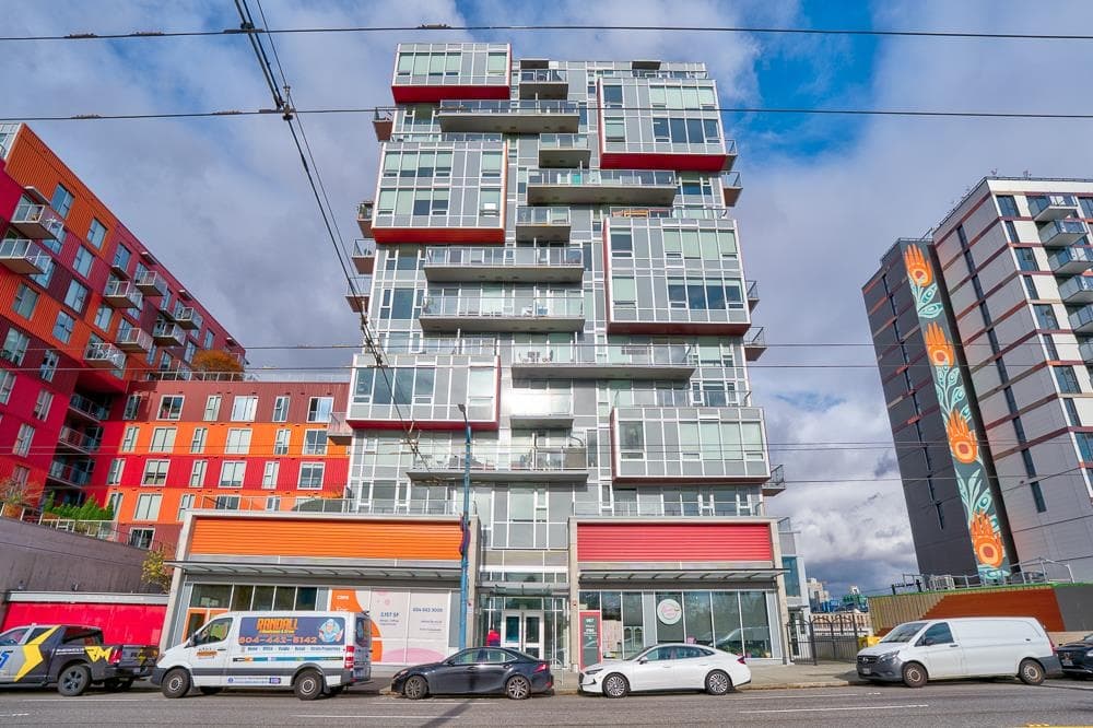 201 - 983 E Hastings Street, Vancouver, V6A 0G9 — photo 2