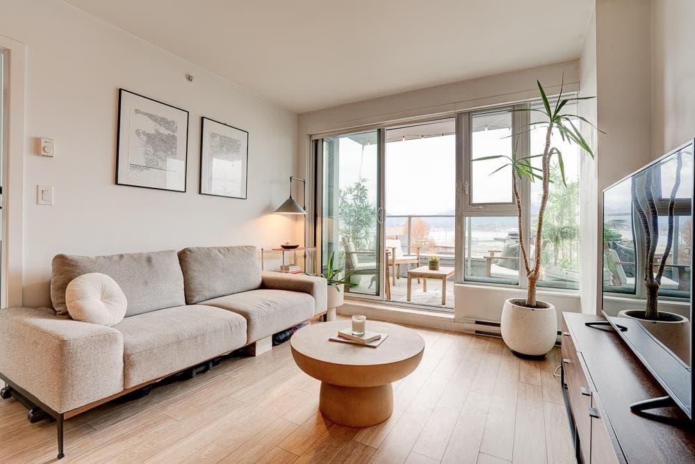 201 - 983 E Hastings Street, Vancouver, V6A 0G9 — photo 3