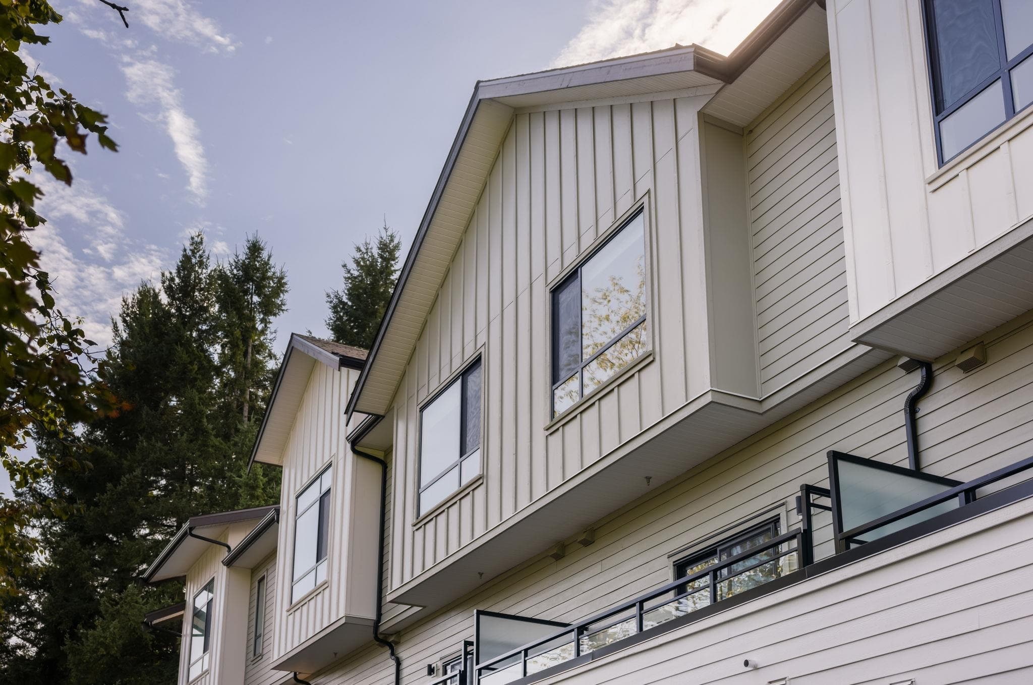 4530 208 Street, Langley, V3A 3G5 — photo 3
