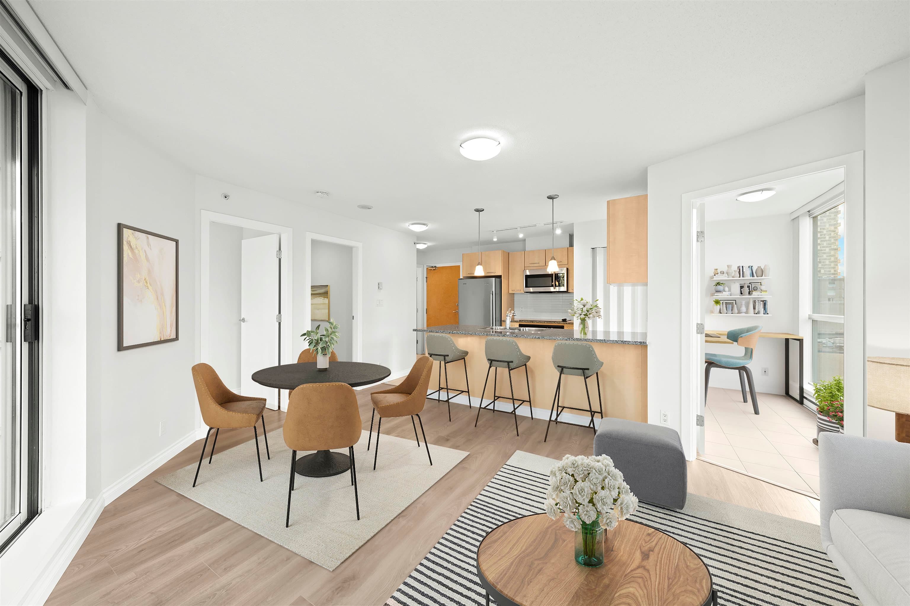702 - 1199 Seymour Street, Vancouver, V6B 1K3 — photo 1