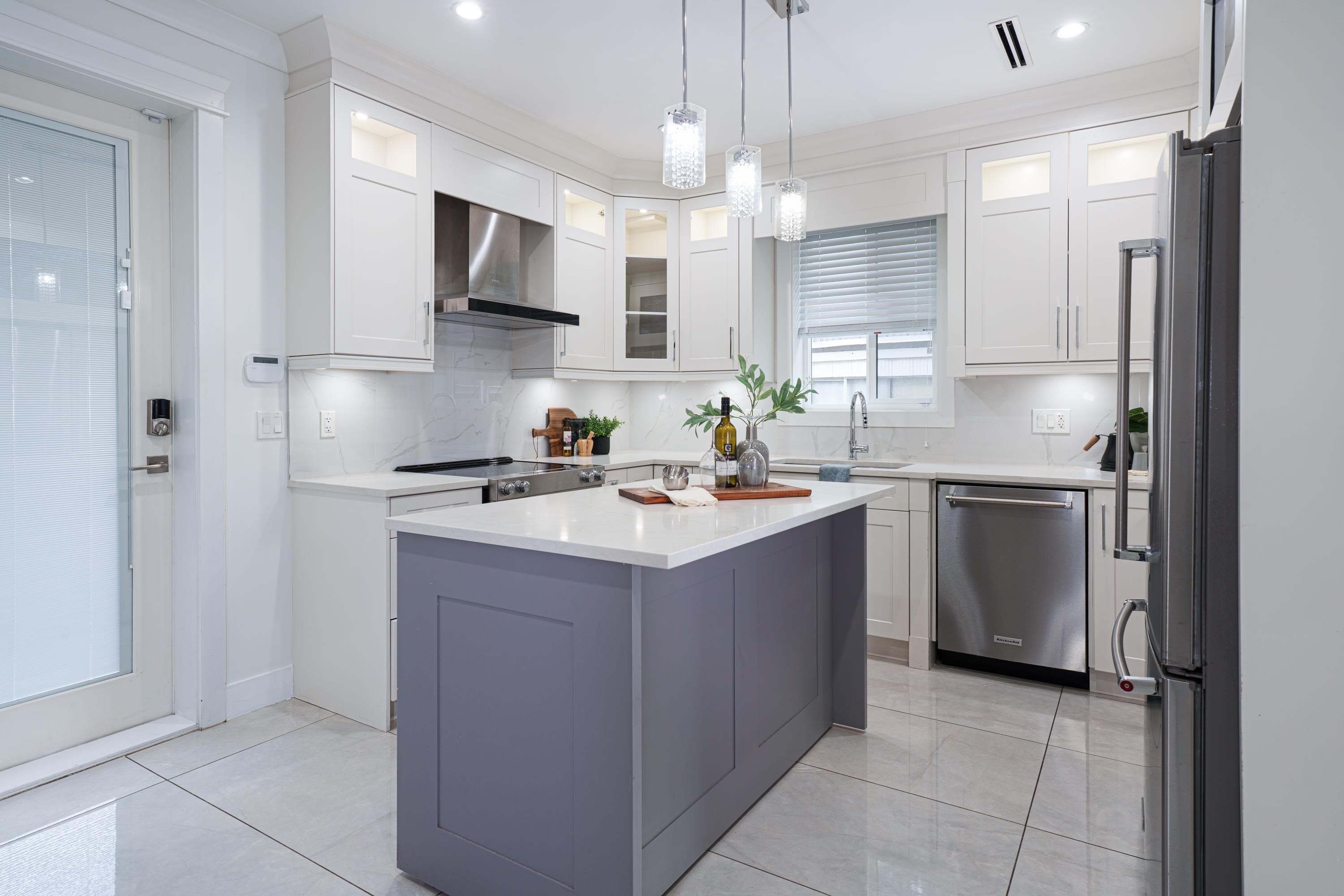 3216 Vimy Crescent, Vancouver, V5M 4B4 — photo 3