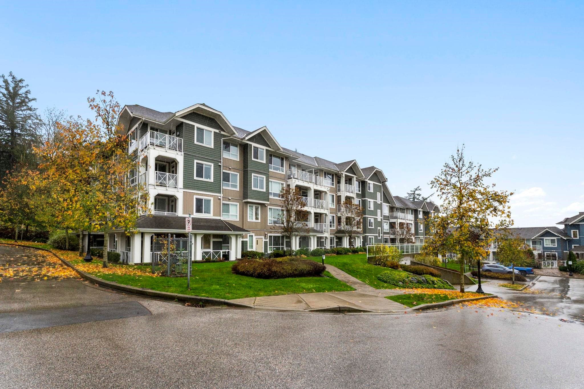 506 - 16388 64 Avenue, Surrey, V3S 6X6 — photo 1