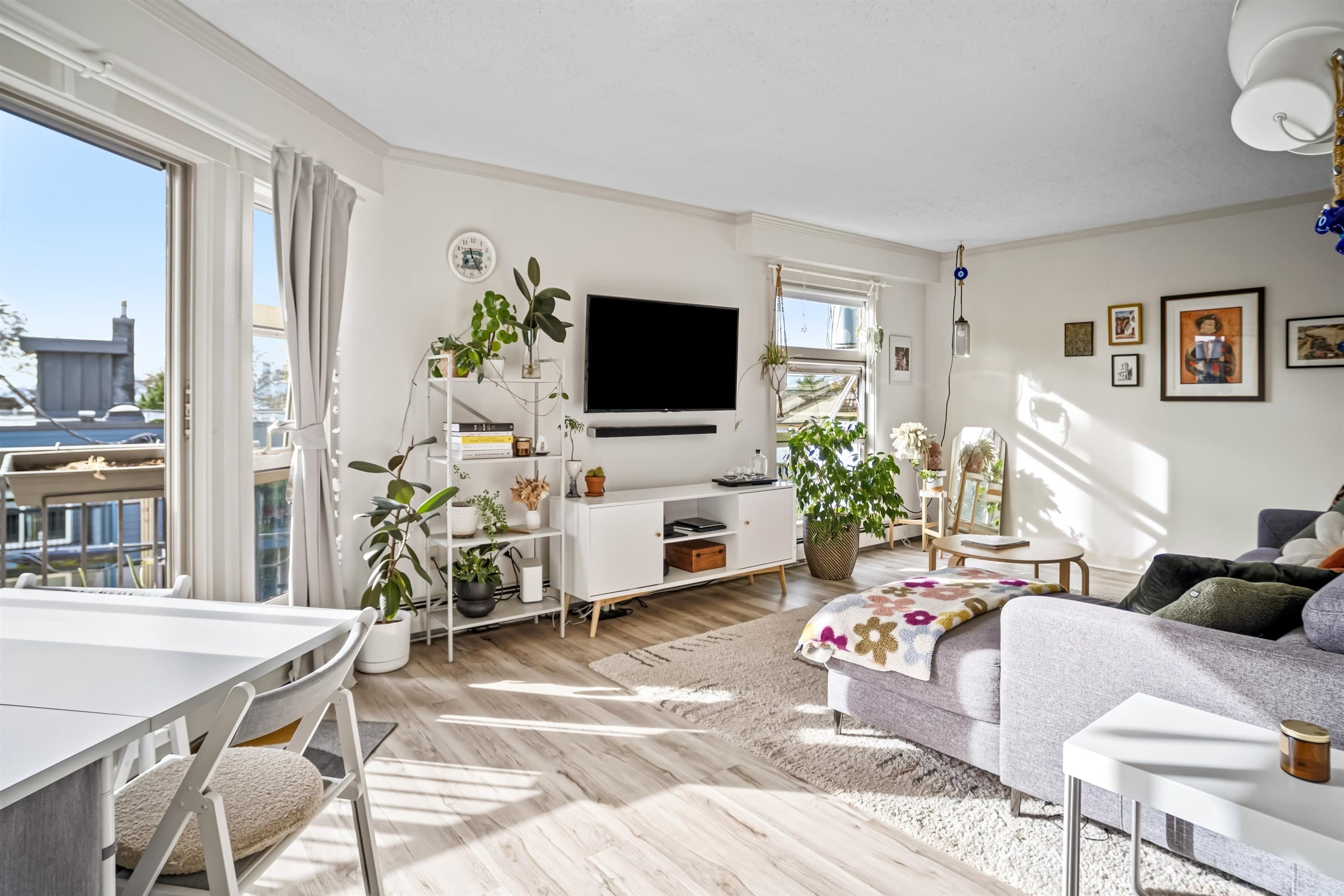 205 - 235 W 4th Street, North Vancouver, V7M 1H8 — photo 1