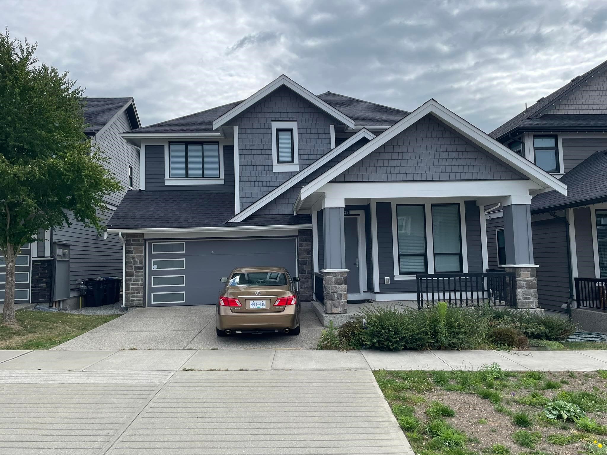 2122 167 Street, Surrey — sold