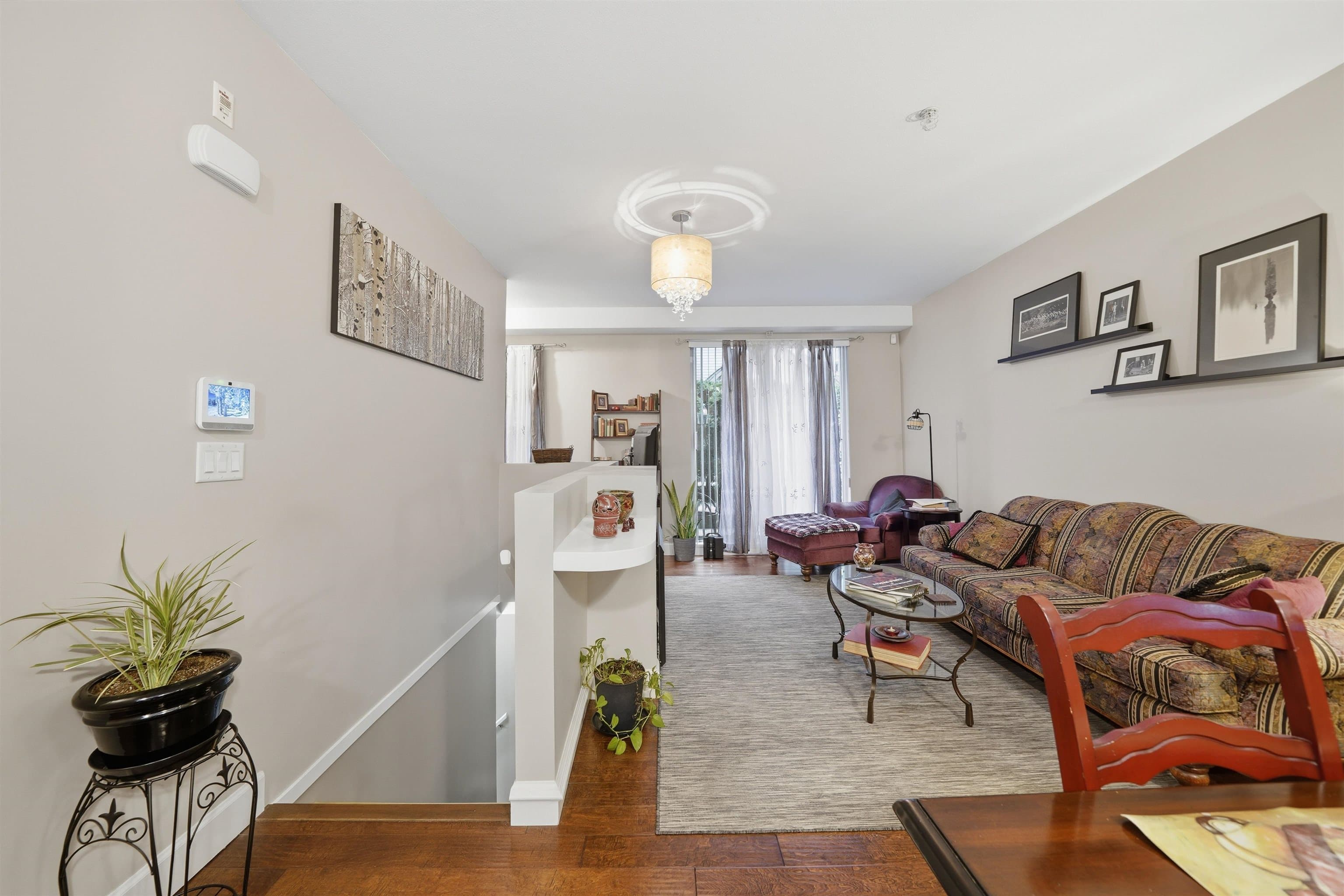 117 - 2108 Rowland Street, Port Coquitlam, V3C 0C1 — photo 5