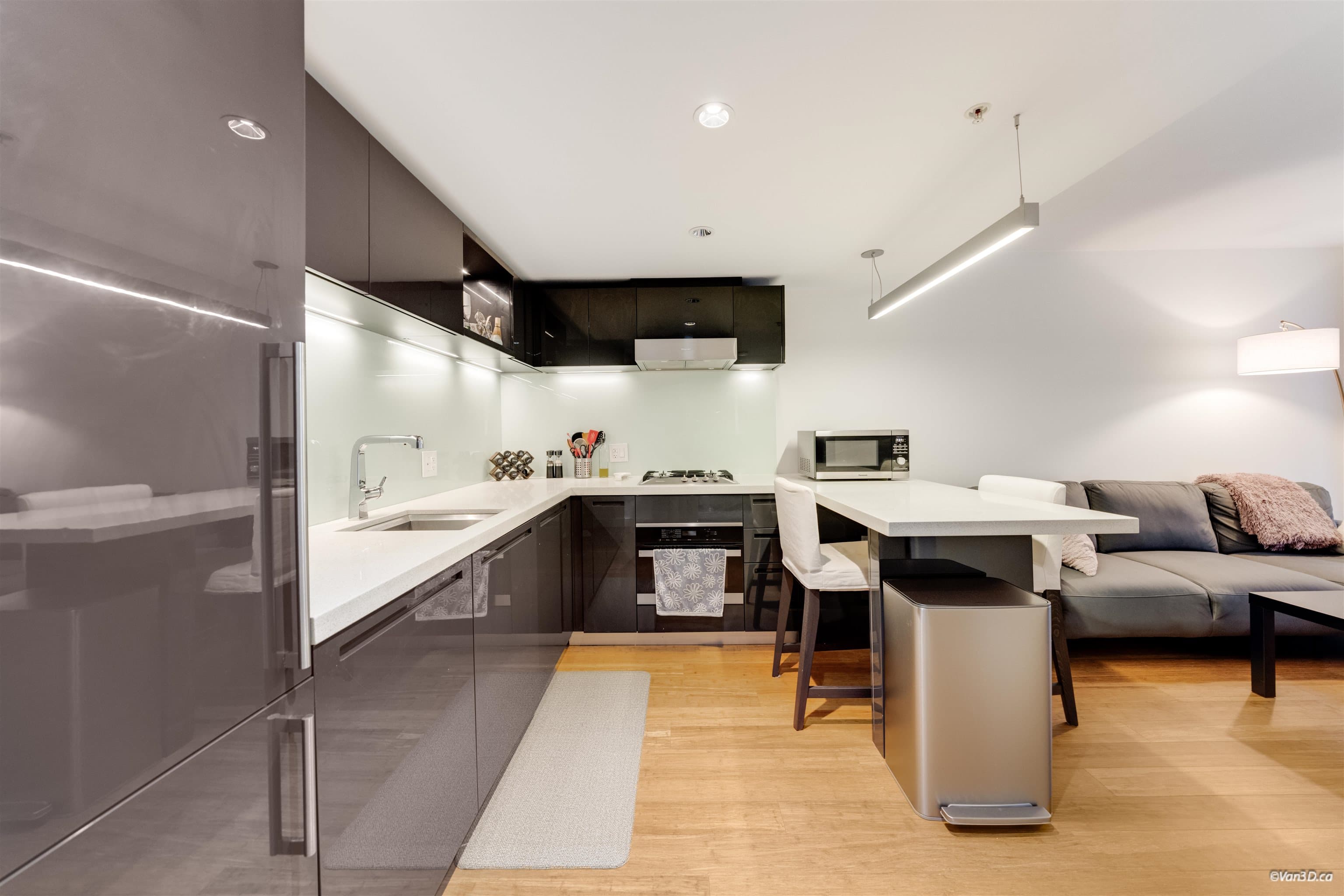 1103 - 777 Richards Street, Vancouver, V6B 0M6 — photo 2