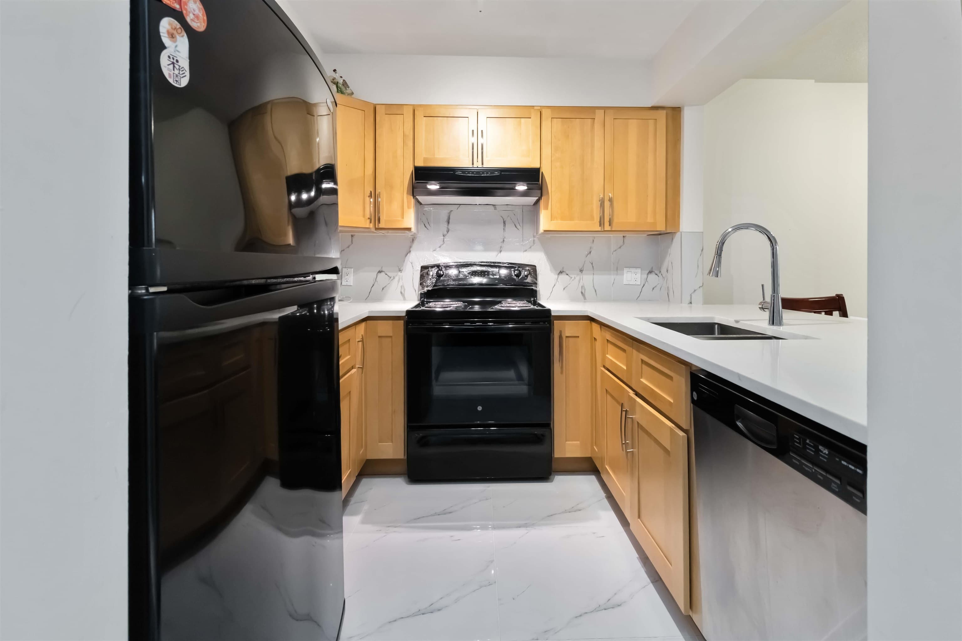 610 - 7380 Elmbridge Way, Richmond, V6X 4A1 — photo 3