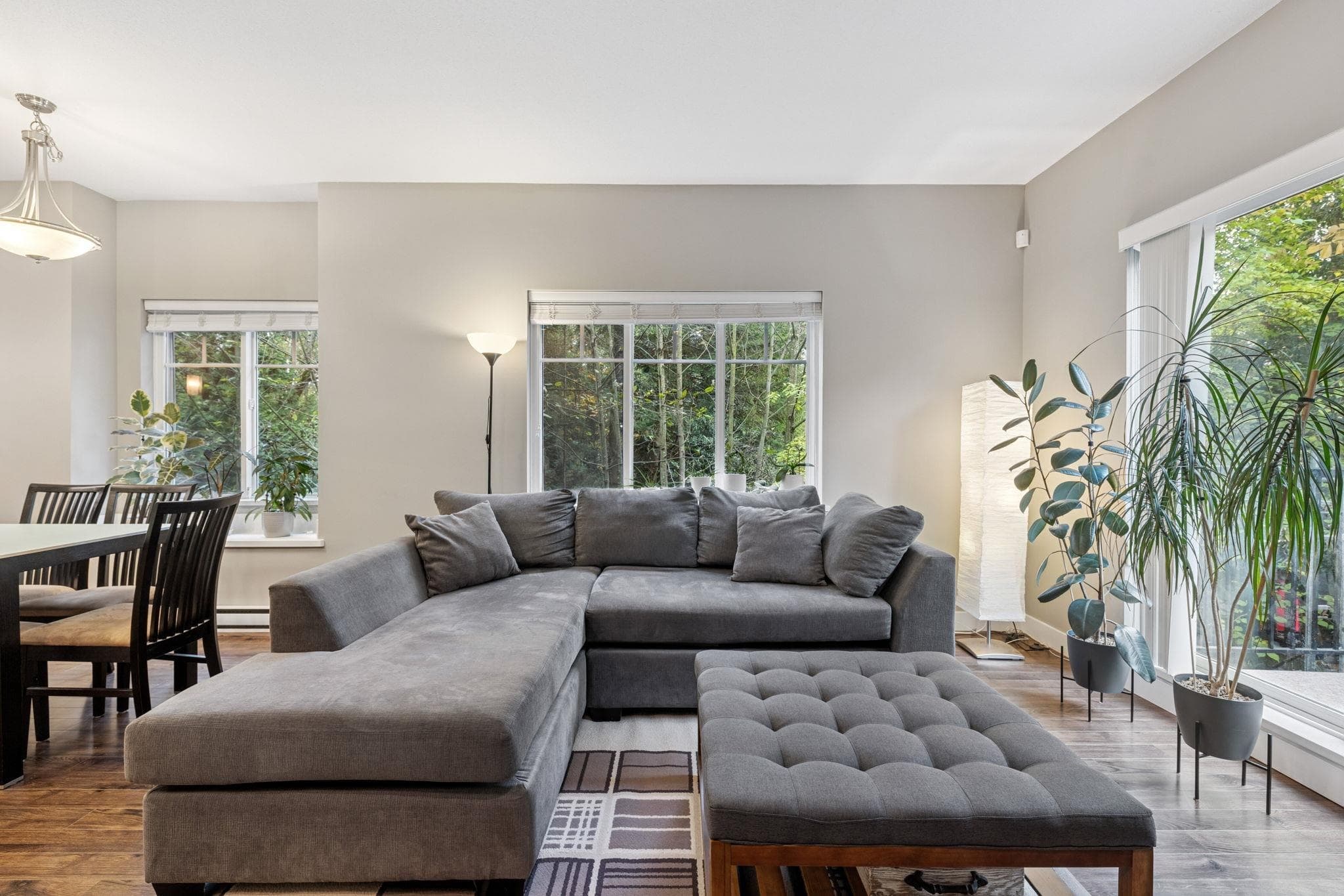207 - 3888 Norfolk Street, Burnaby