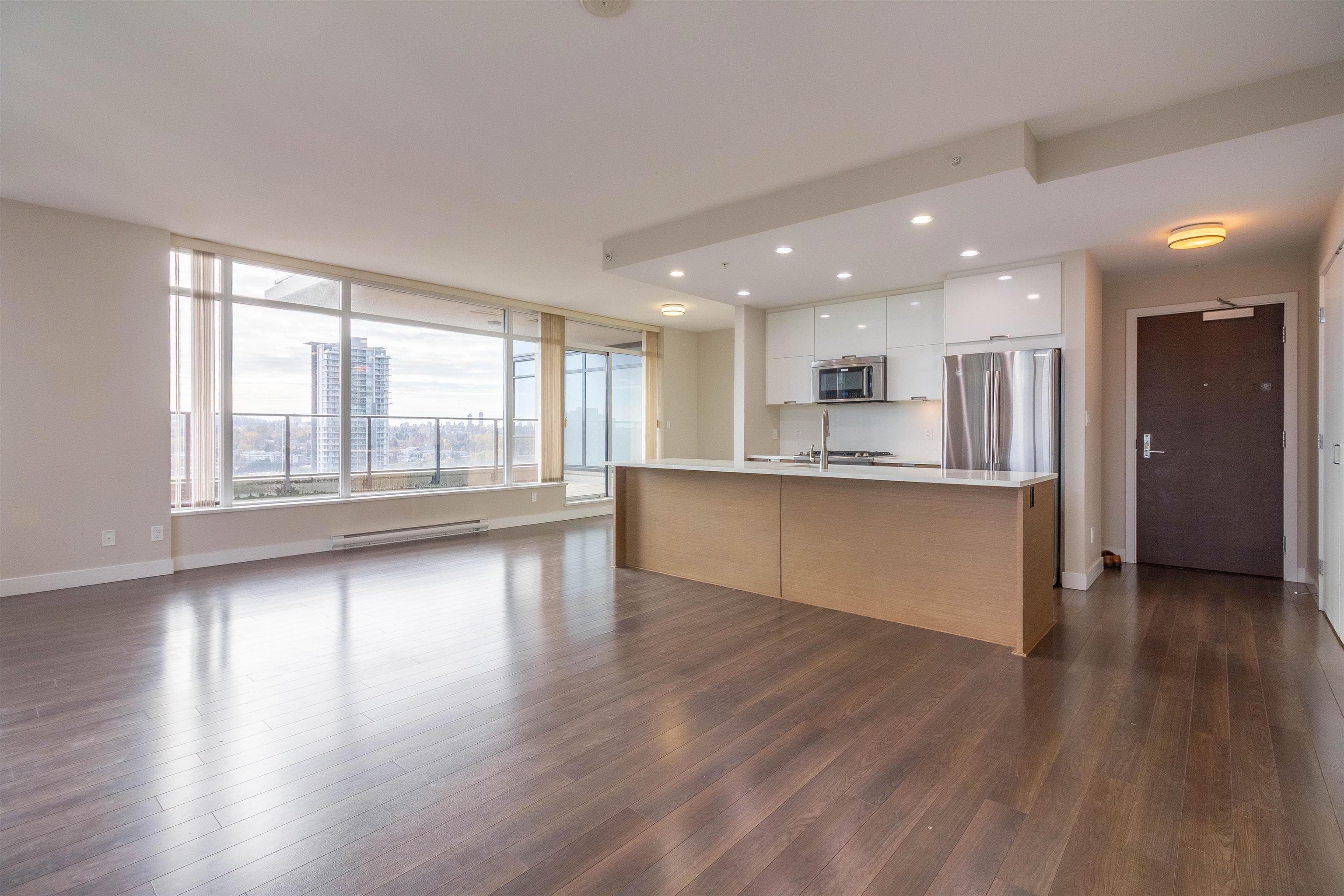 2302 - 2077 Rosser Avenue, Burnaby, V5C 0G6 — photo 3