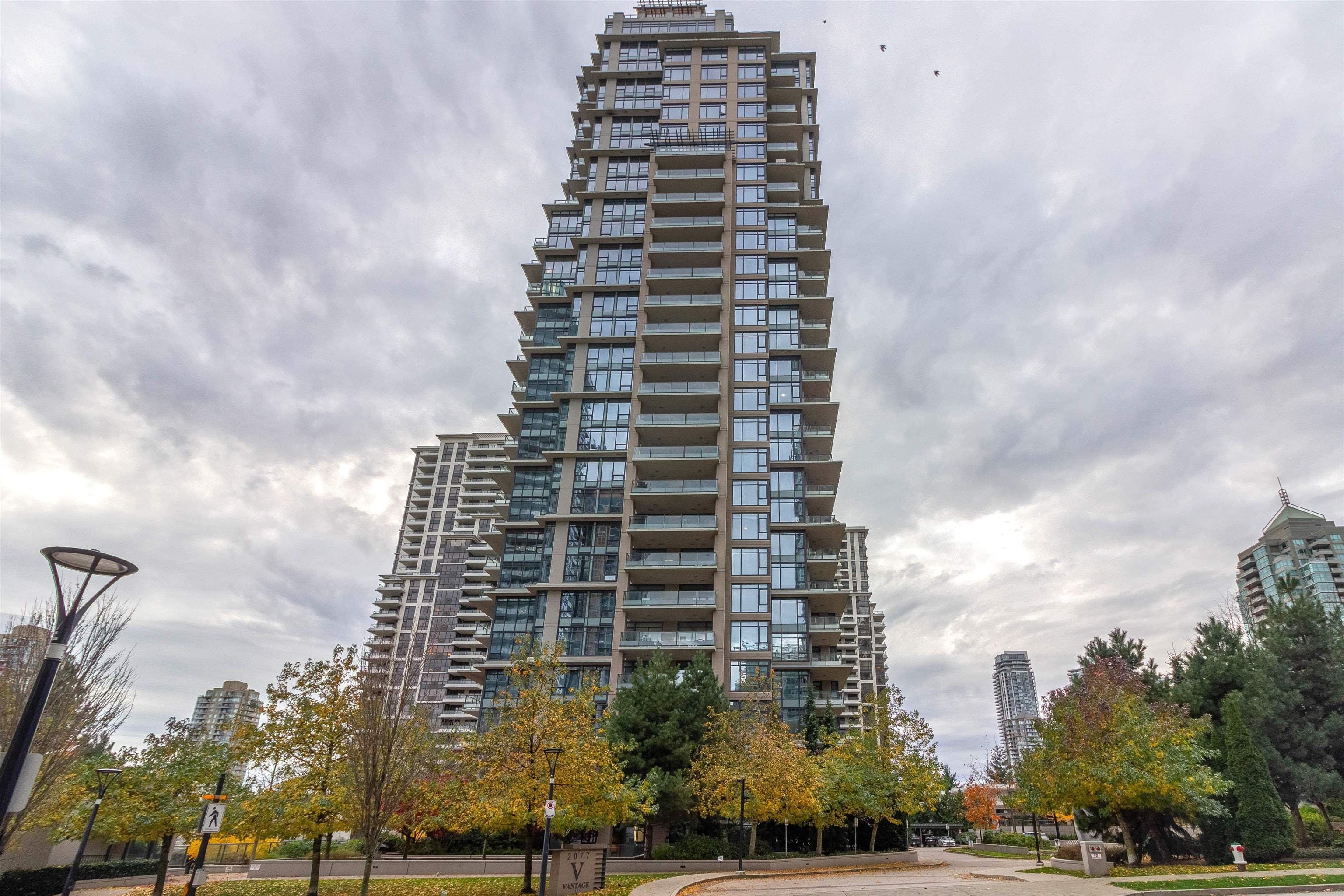 2302 - 2077 Rosser Avenue, Burnaby