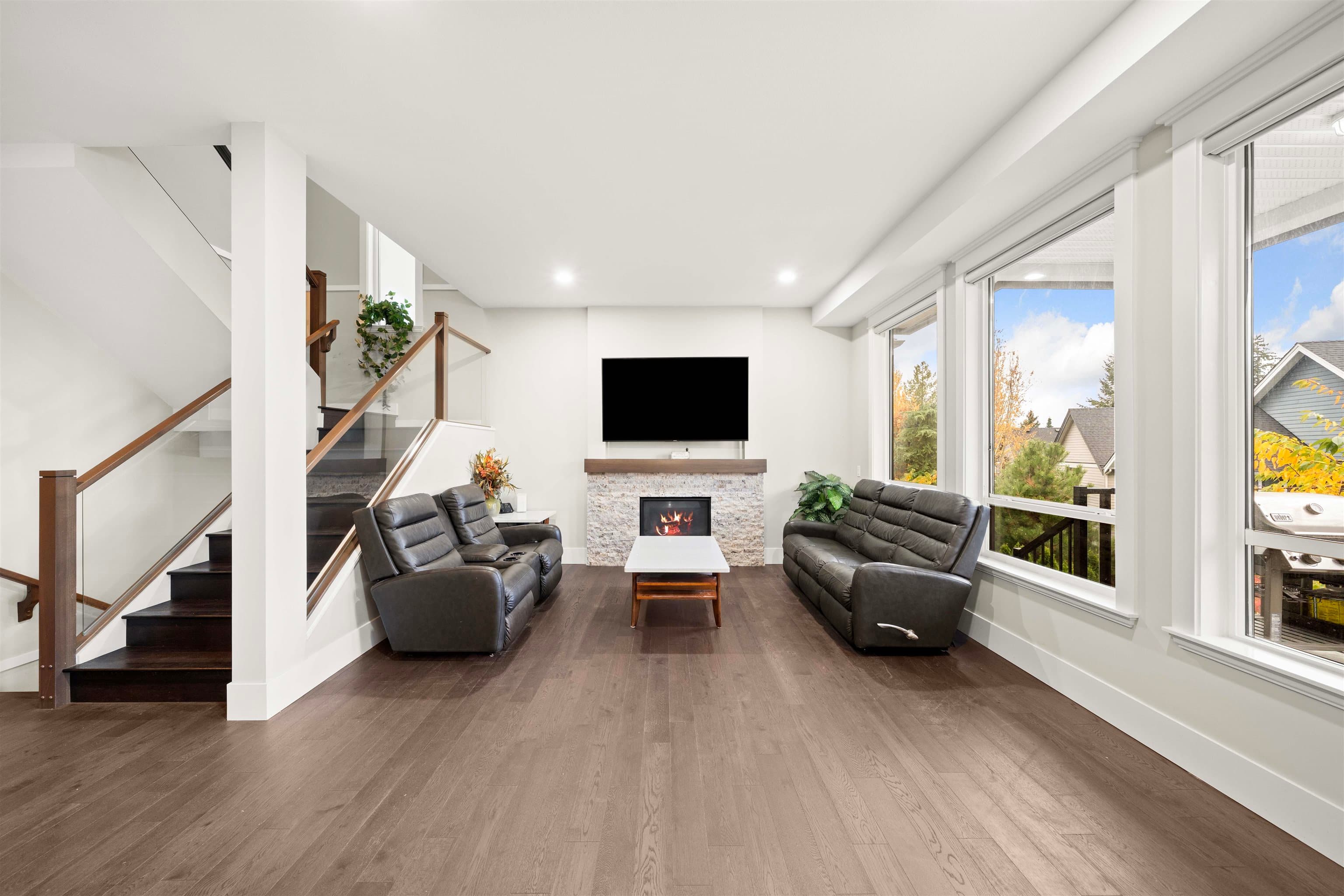 2862 Helc Place, Surrey, V3Z 0C6 — photo 3