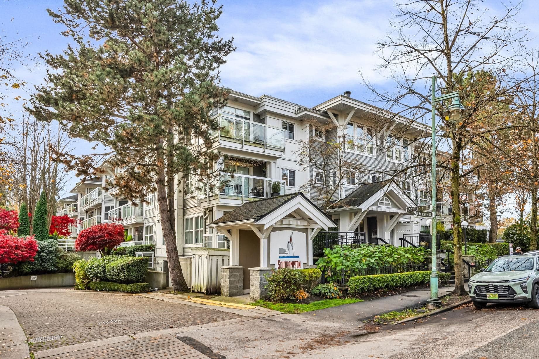 213 - 3038 E Kent Avenue South, Vancouver