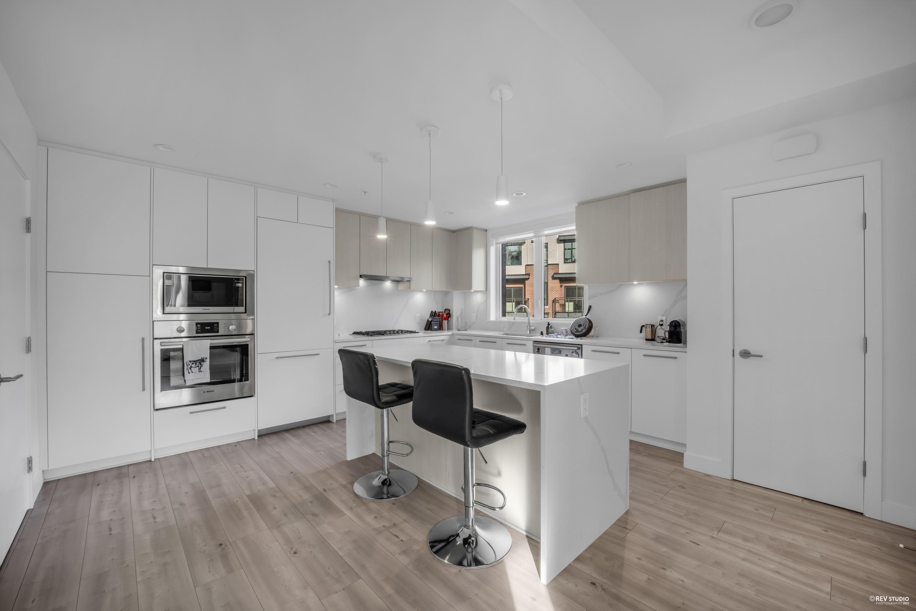 247 - 2035 Glenaire Drive, North Vancouver, V7P 1Y2 — photo 2