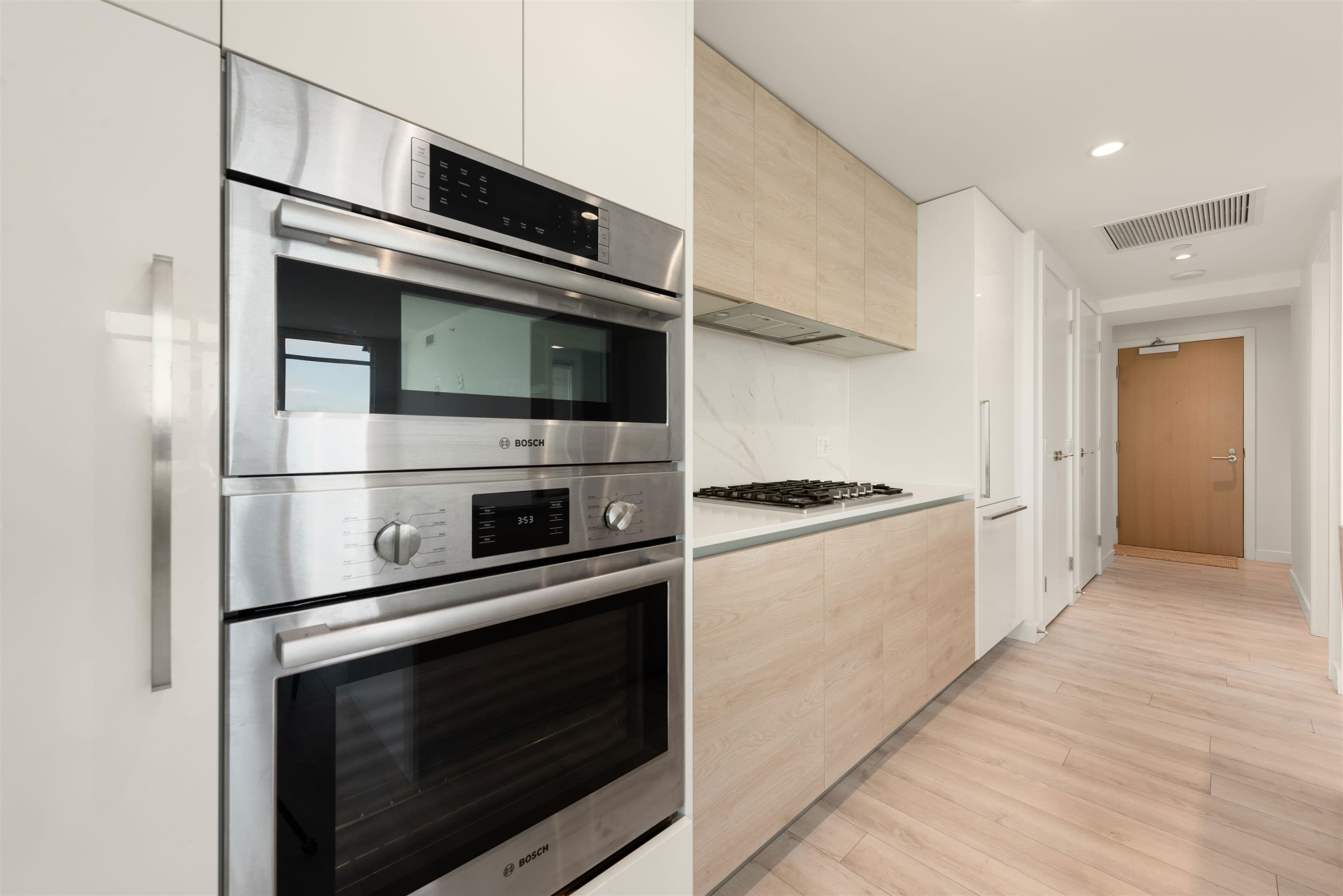 1808 - 2085 Skyline Court, Burnaby, V5C 0M6 — photo 2