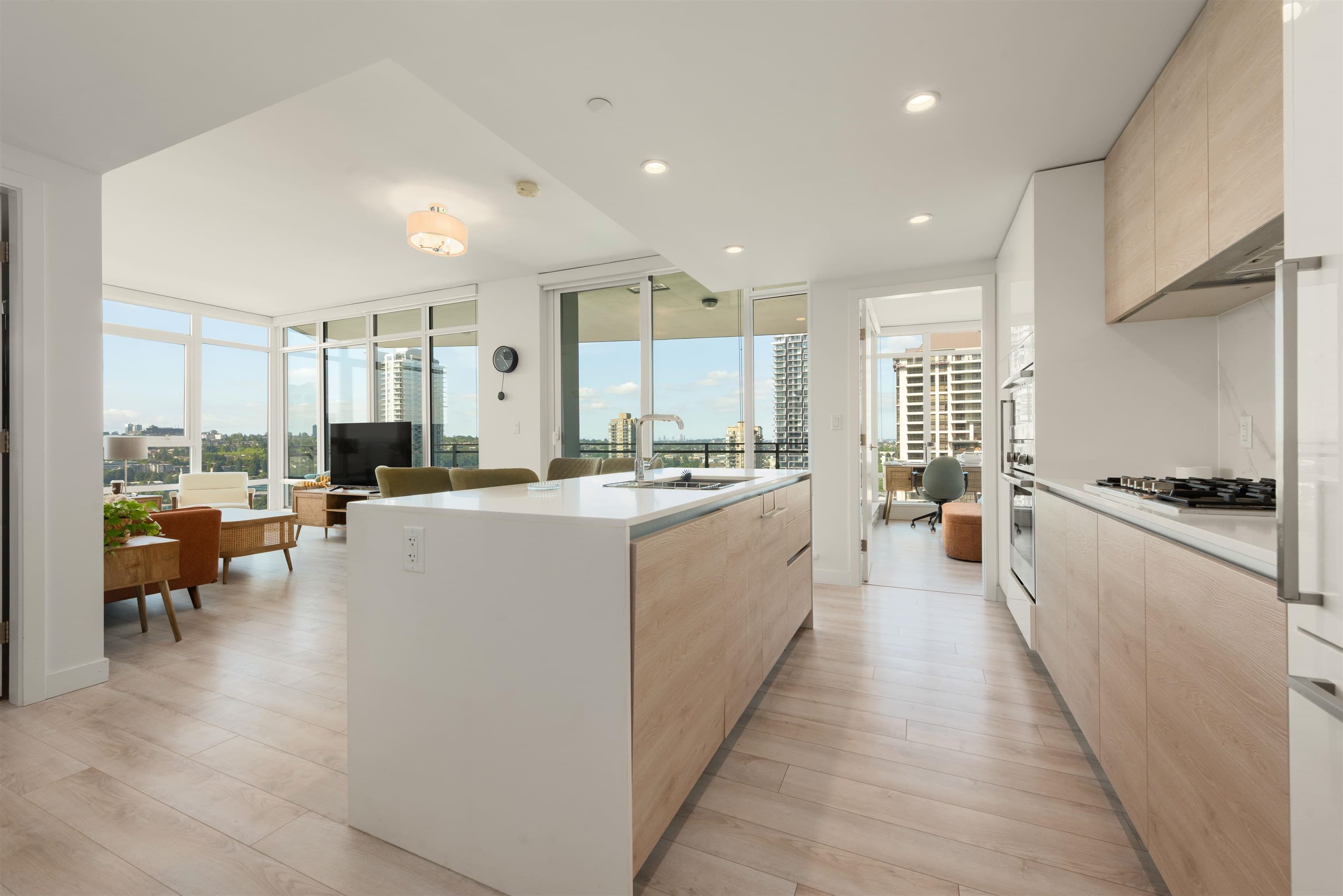 1808 - 2085 Skyline Court, Burnaby, V5C 0M6 — photo 3