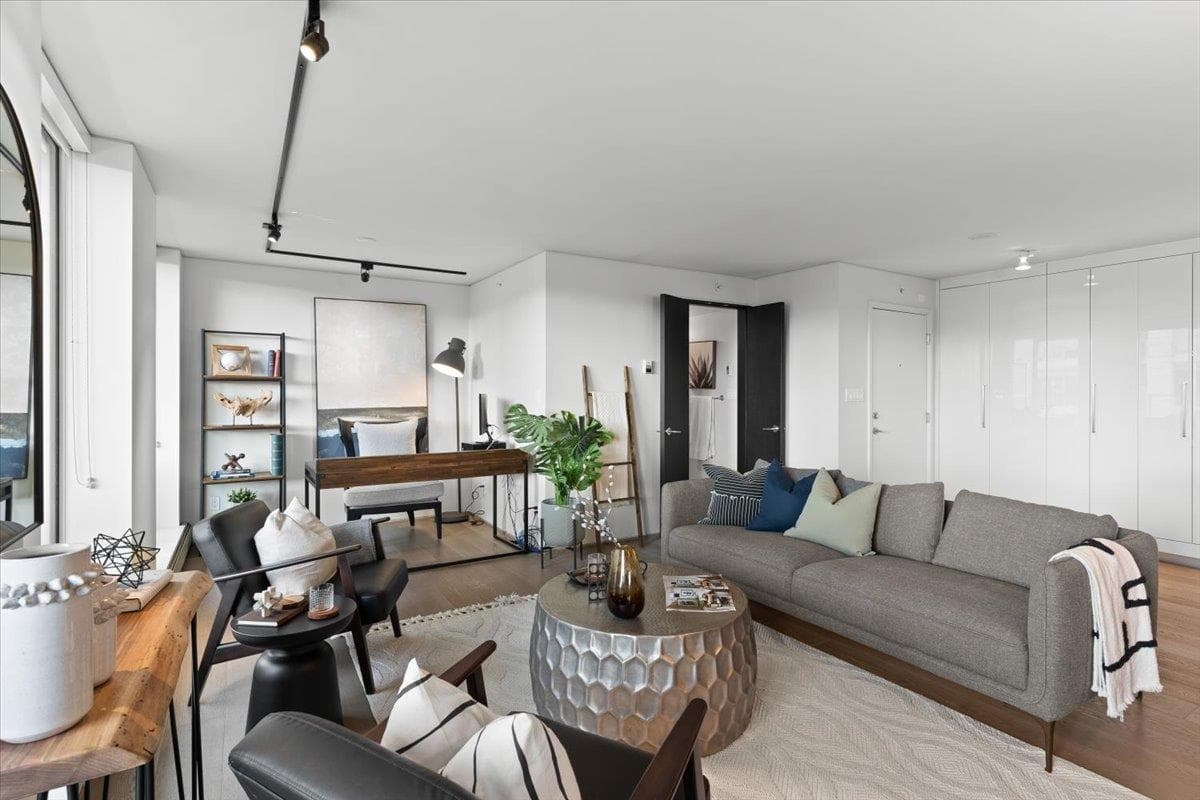 912 - 189 Keefer Street, Vancouver, V6A 0C8 — photo 3