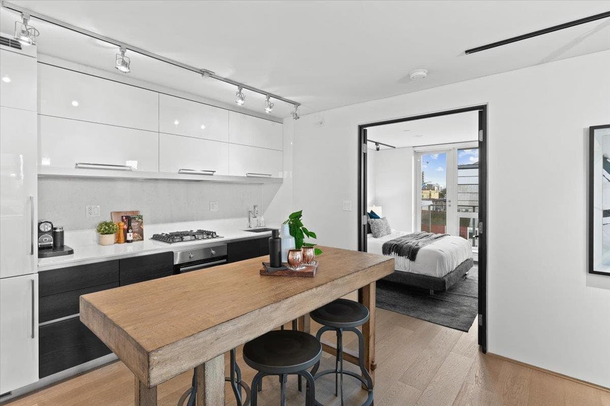 912 - 189 Keefer Street, Vancouver, V6A 0C8 — photo 4
