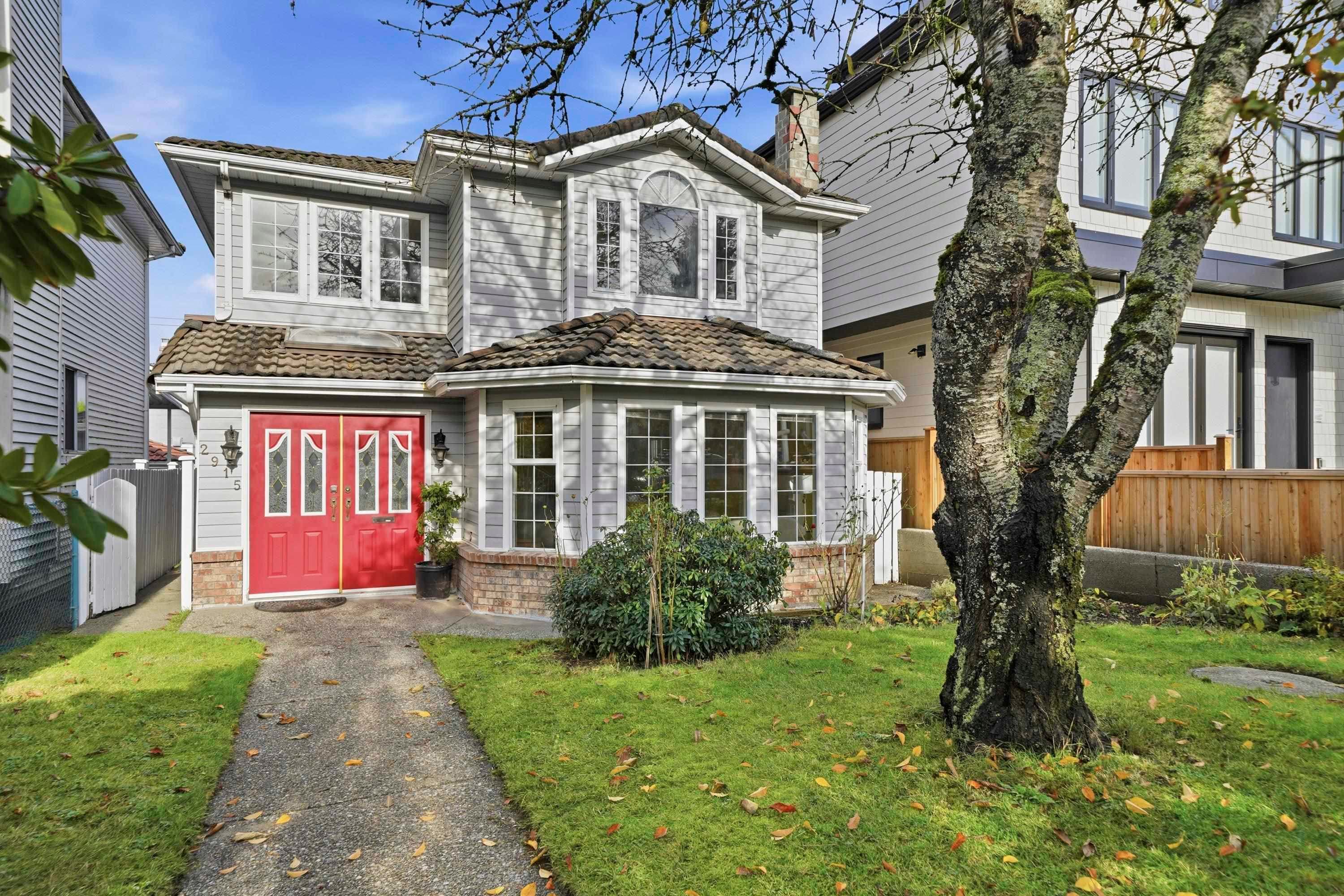 2915 Charles Street, Vancouver