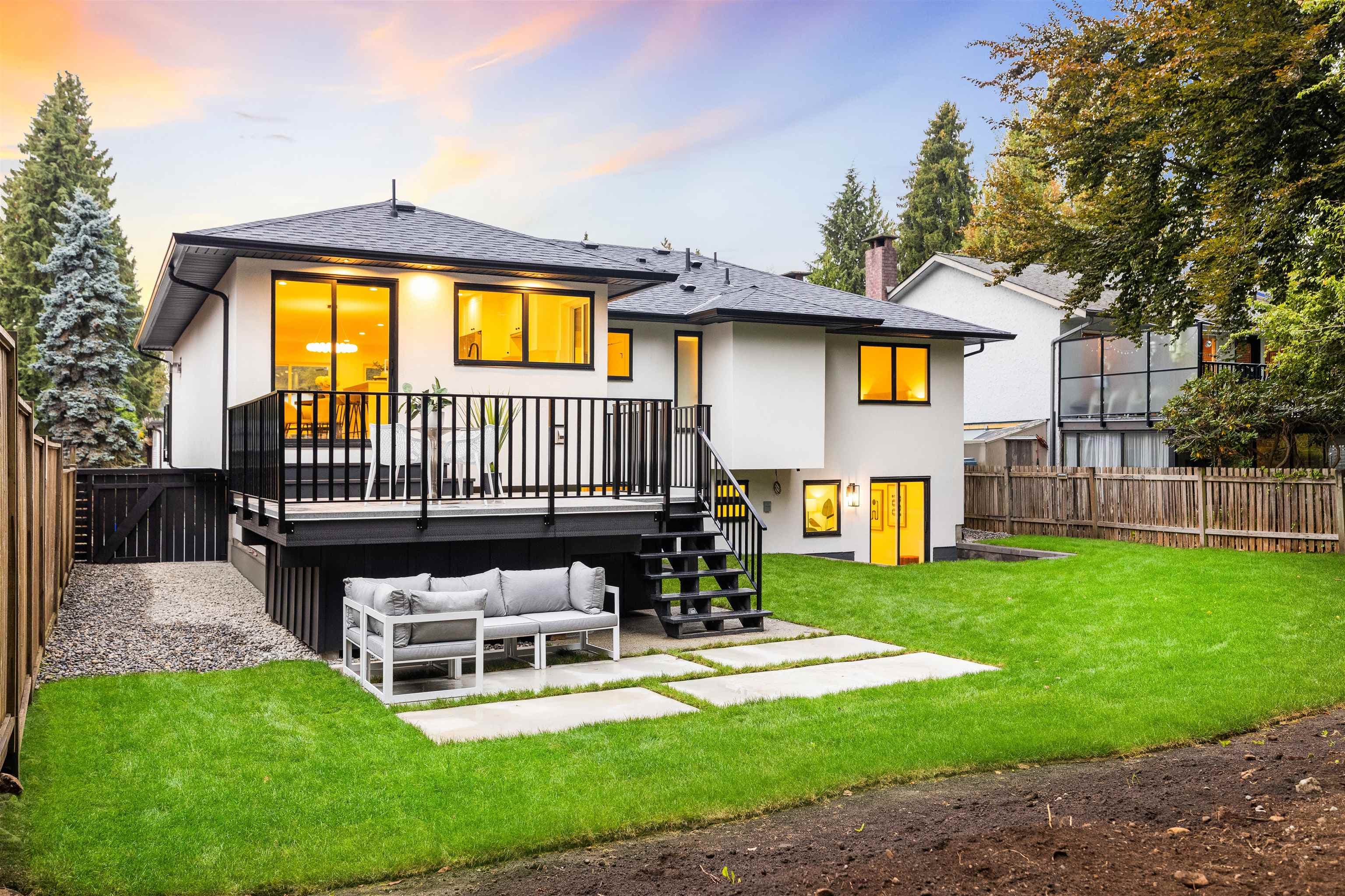 2654 Masefield Road, North Vancouver, V7K 1Z9 — photo 2