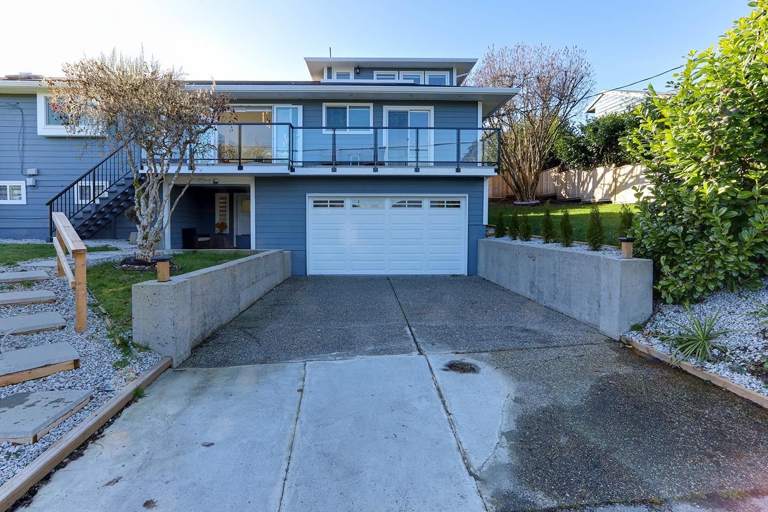 4254 Caddy Road, North Vancouver