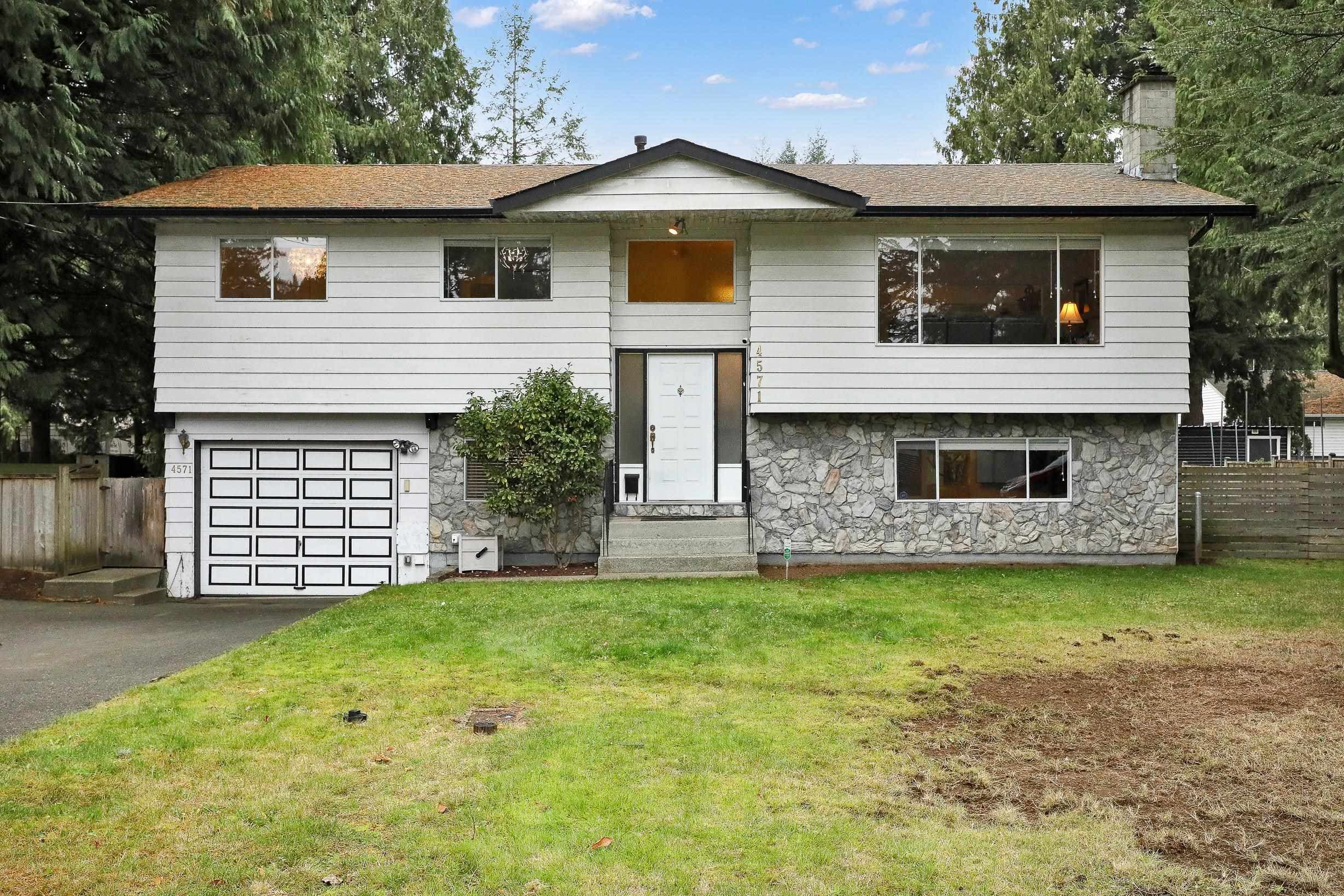 4571 198 Street, Langley, V3A 1E7 — photo 1