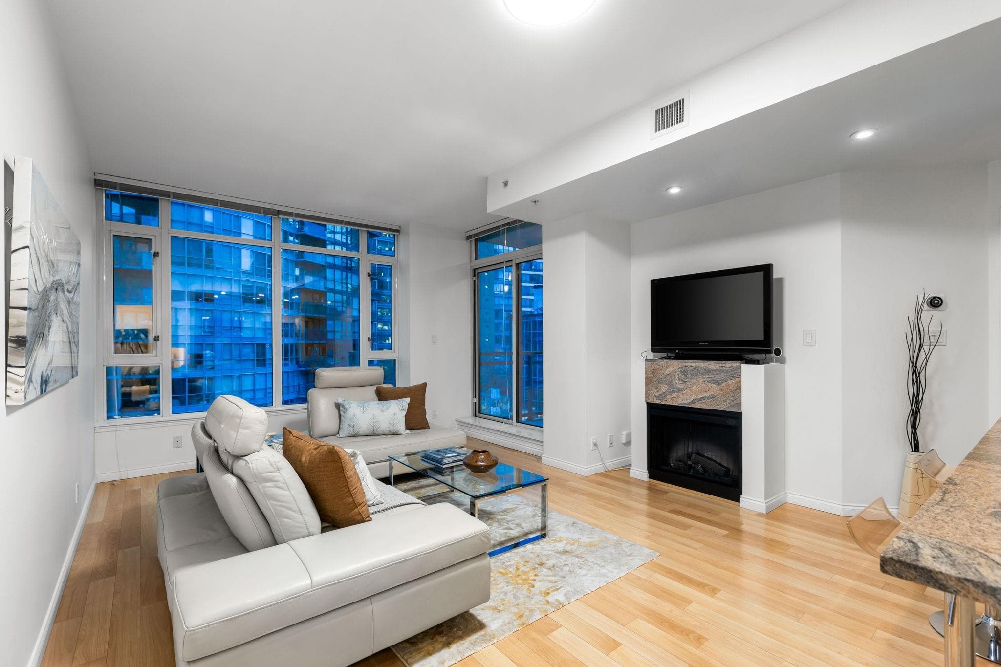807 - 1211 Melville Street, Vancouver, V6E 0A7 — photo 5