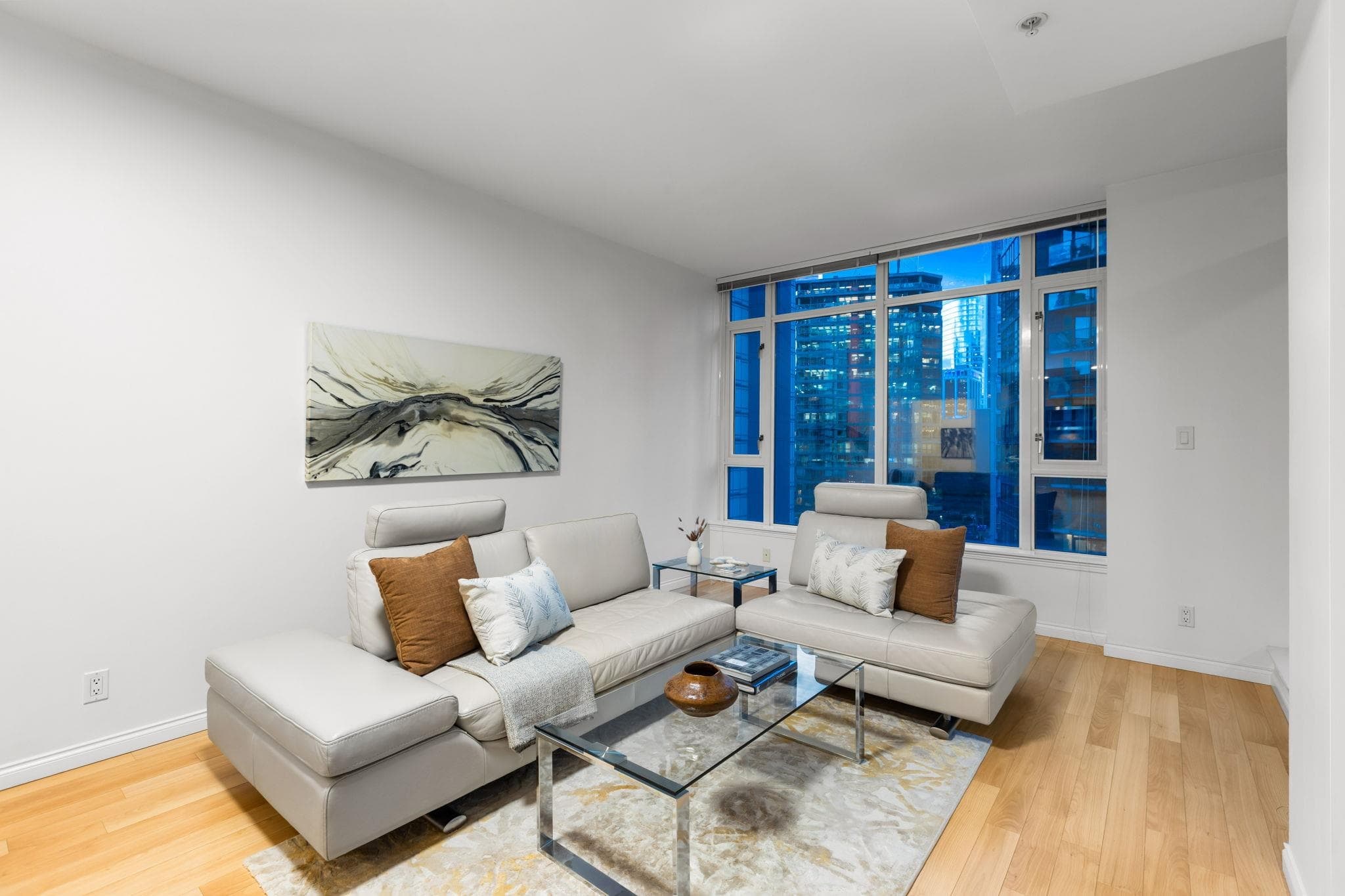 807 - 1211 Melville Street, Vancouver, V6E 0A7 — photo 4