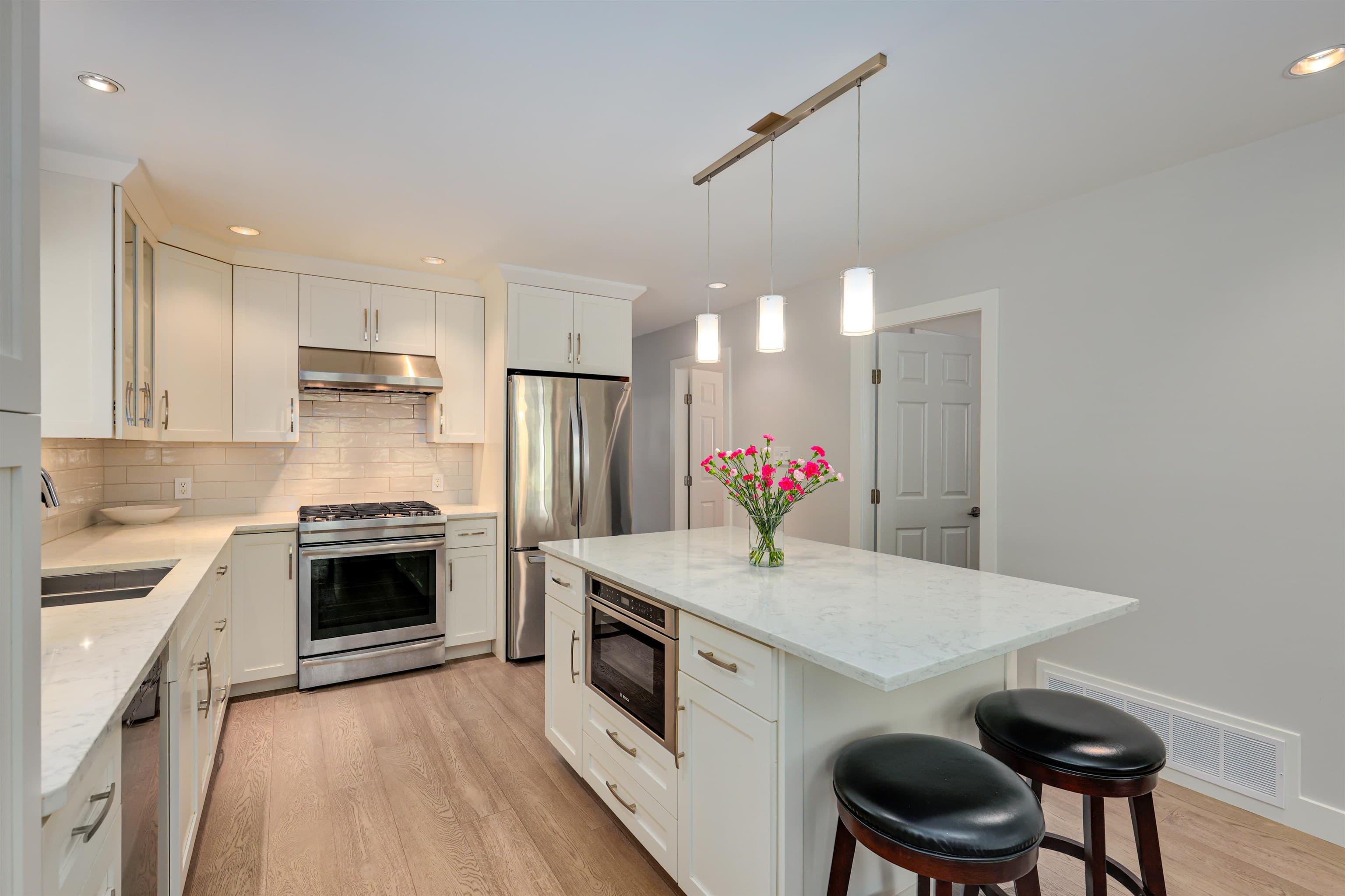 1433 Doran Road, North Vancouver, V7K 1N1 — photo 3