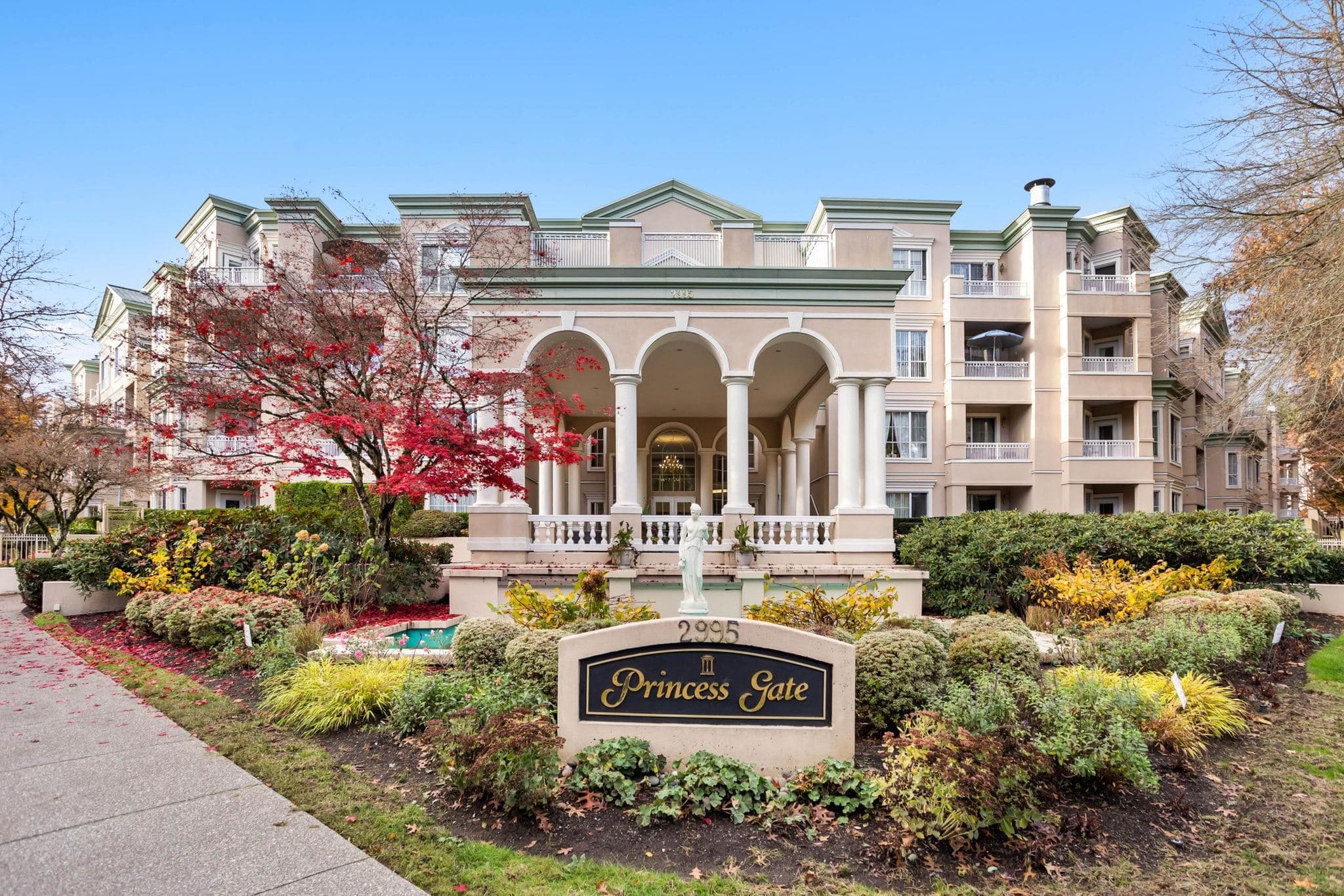 319 - 2995 Princess Crescent, Coquitlam
