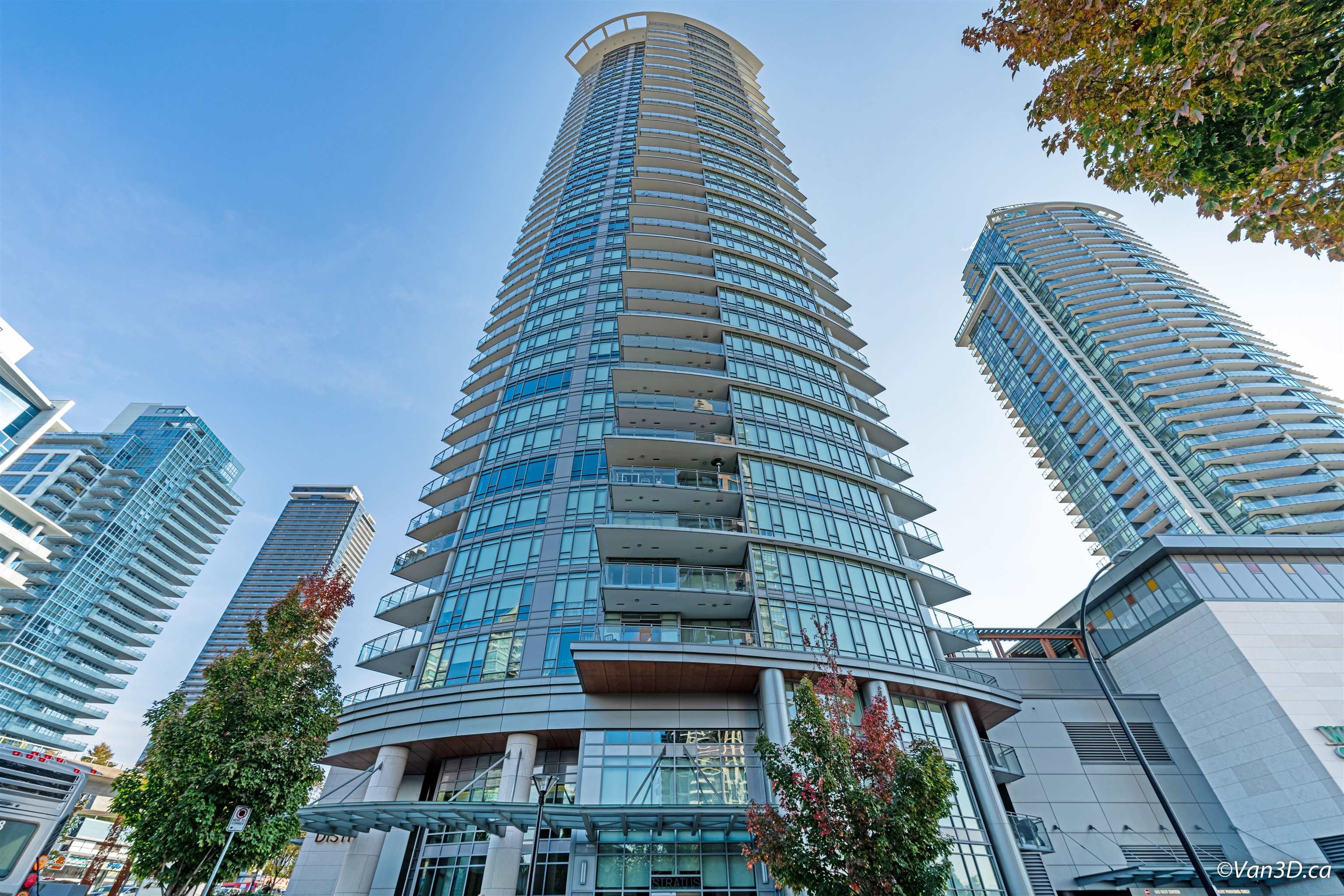 1907 - 2008 Rosser Avenue, Burnaby