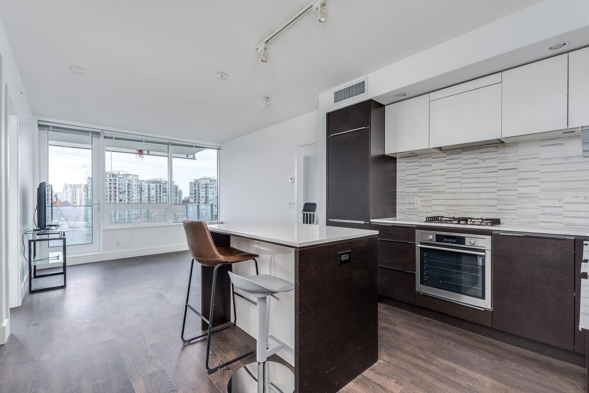 903 - 5233 Gilbert Road, Richmond