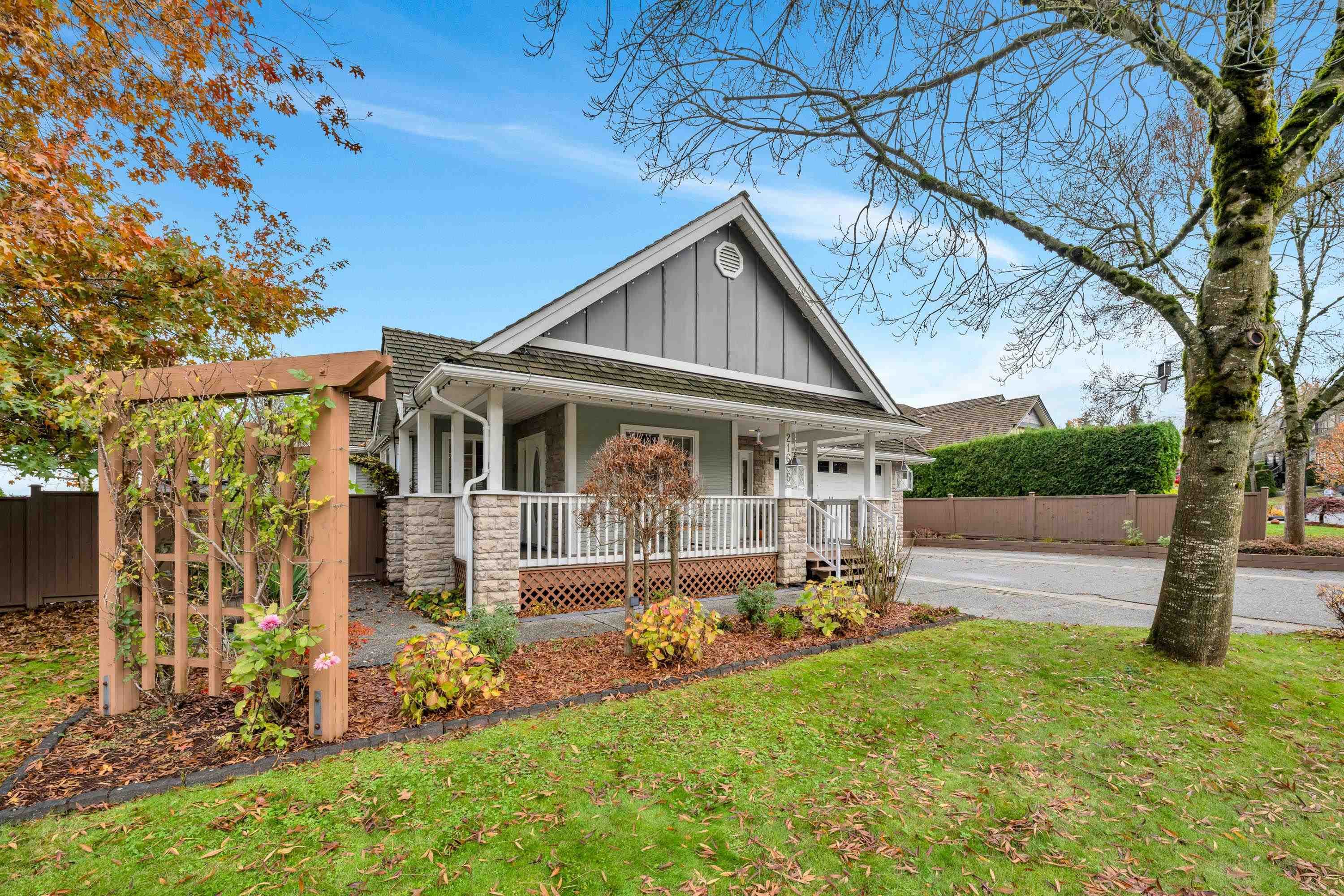 21605 47a Avenue, Langley, V3A 8S2 — photo 2