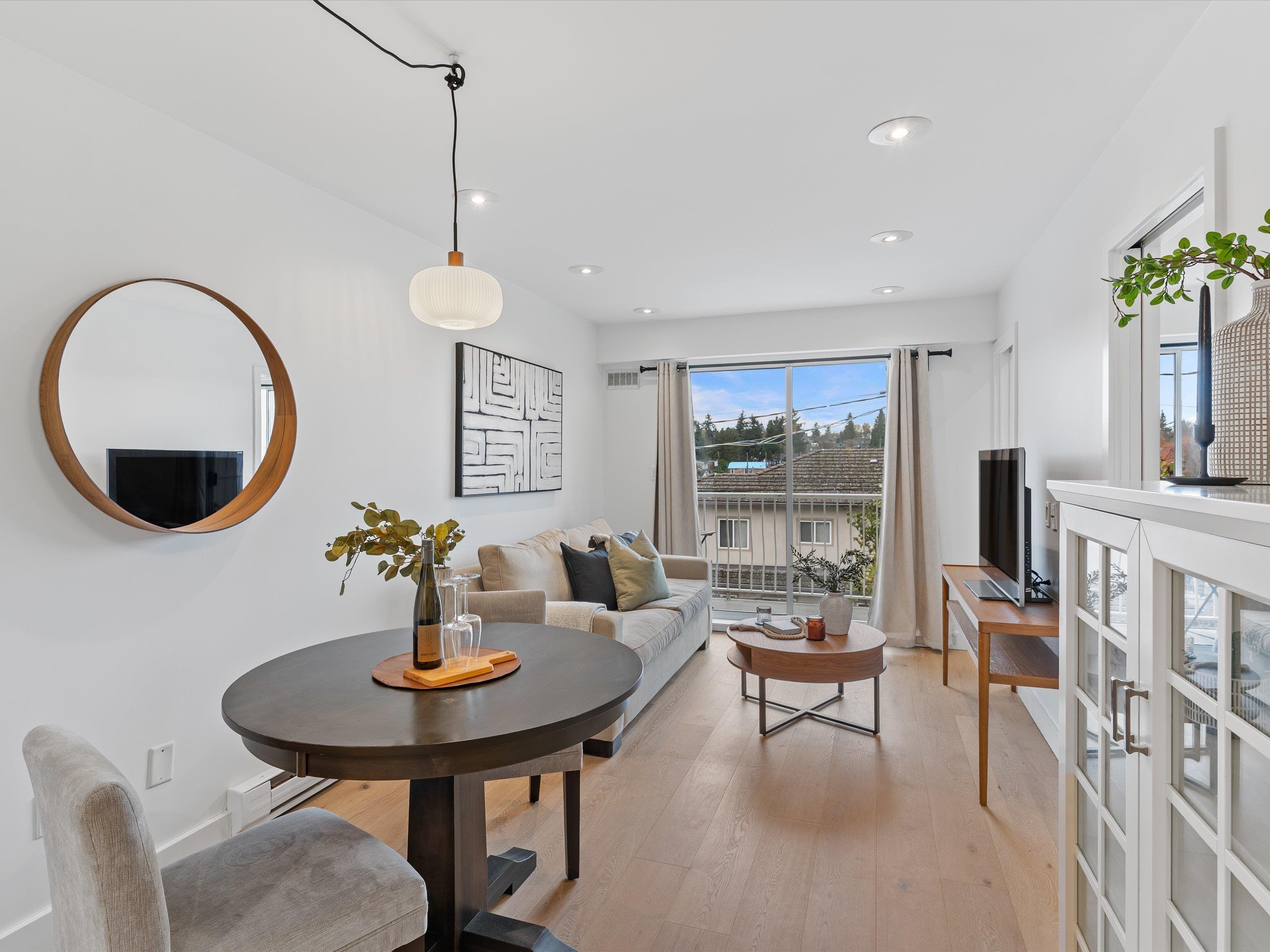 201 - 4315 Fraser Street, Vancouver