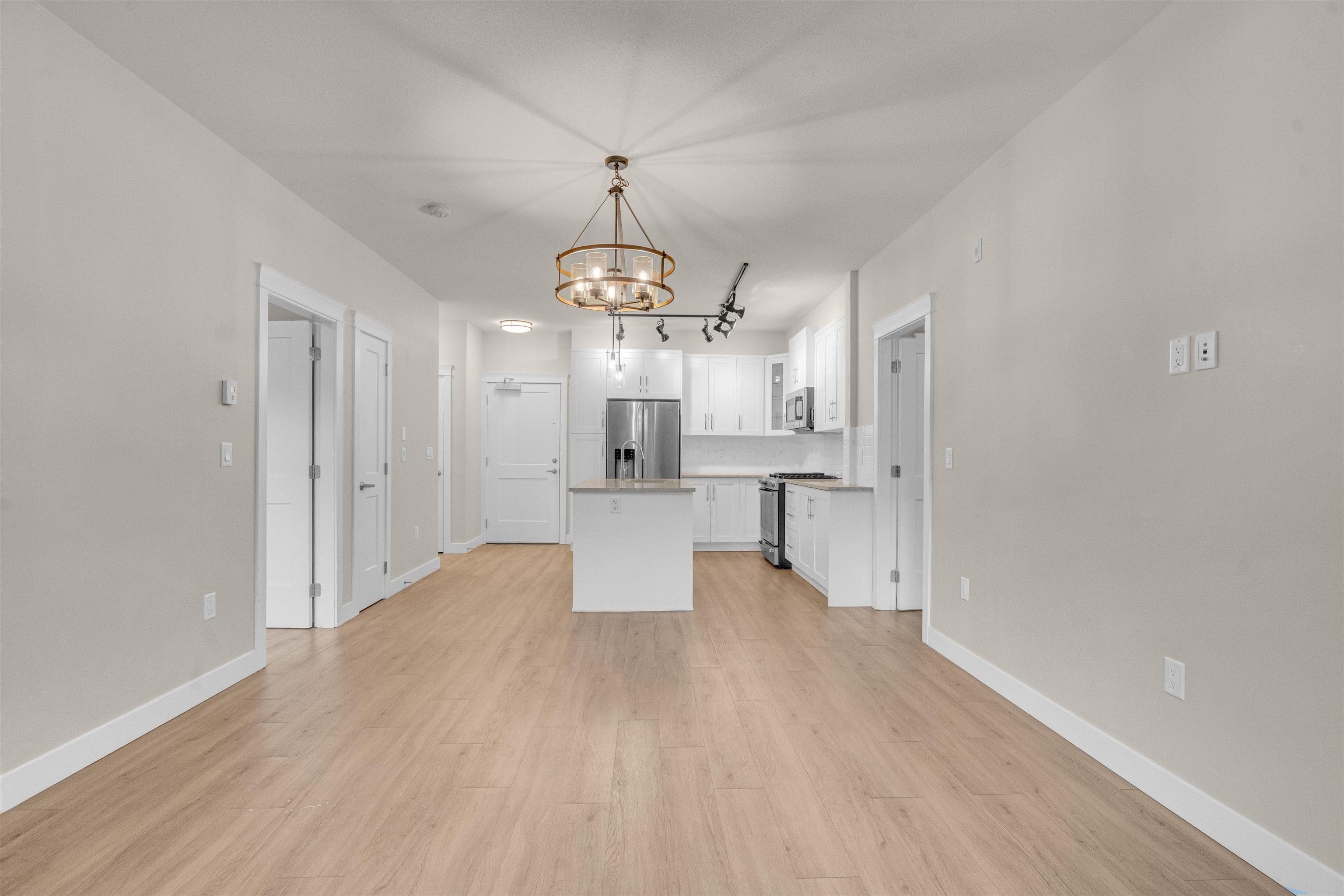 406 - 11077 Ravine Road, Surrey, V3T 0R7 — photo 3