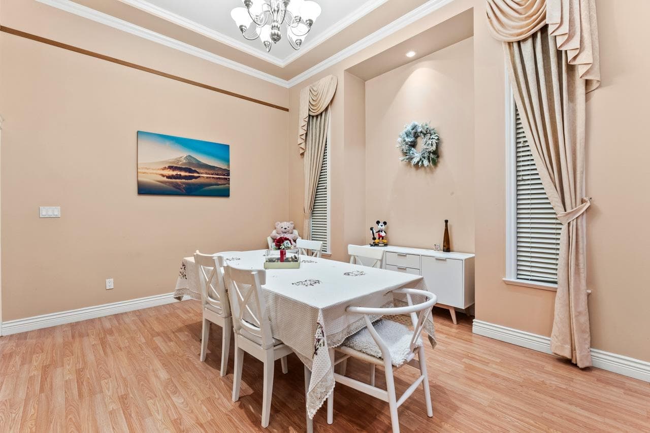 13305 87b Avenue, Surrey, V3W 6B9 — photo 5