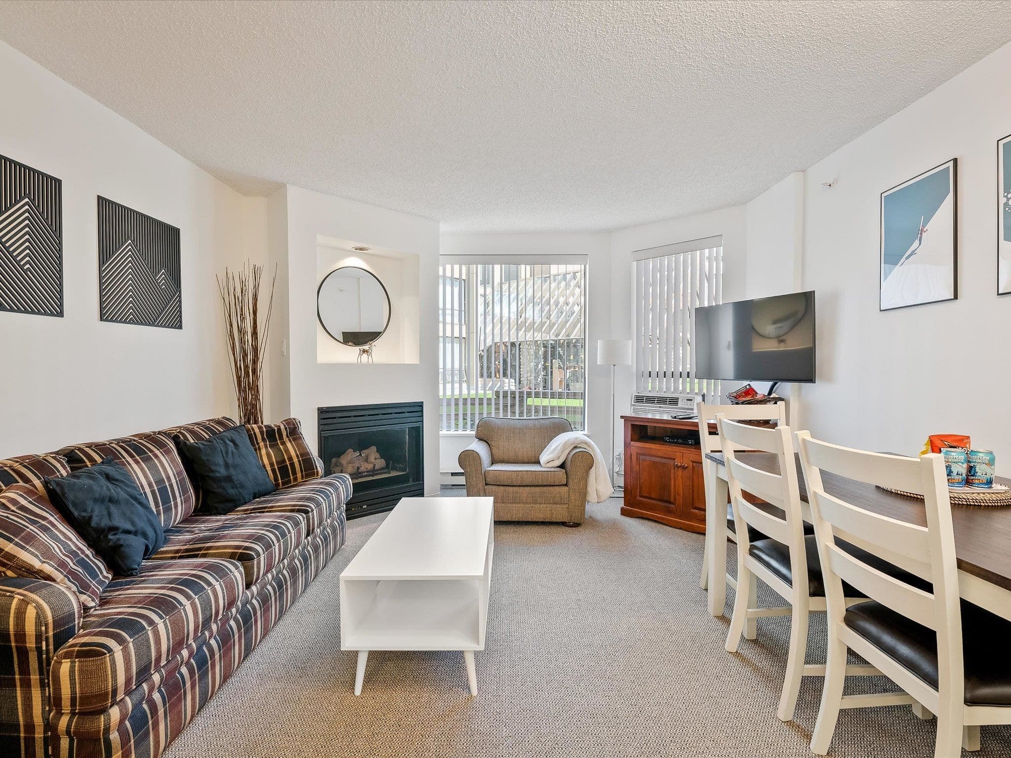 220 - 4809 Spearhead Drive, Whistler, V0N 1B4 — photo 3