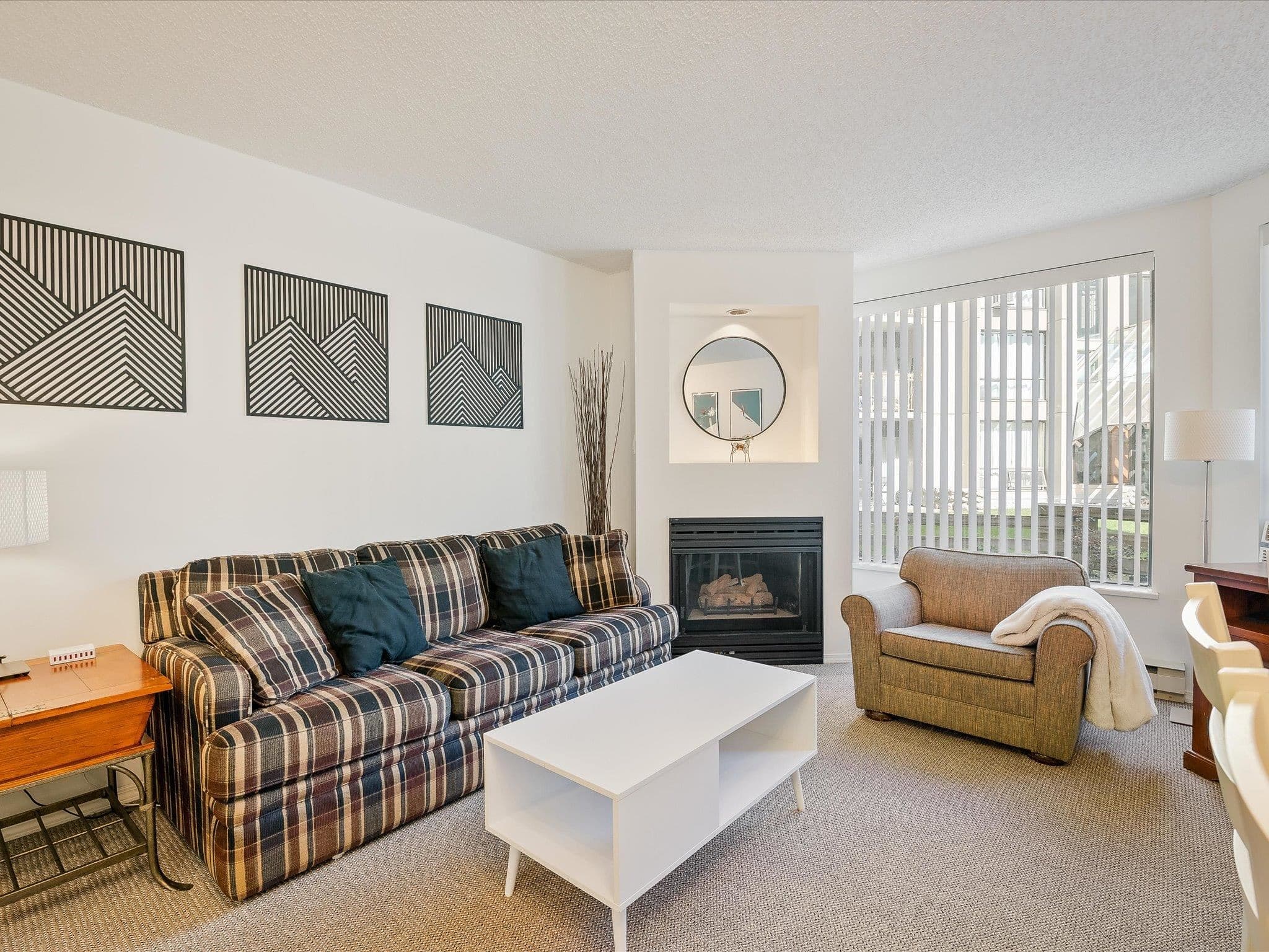 220 - 4809 Spearhead Drive, Whistler, V0N 1B4 — photo 4