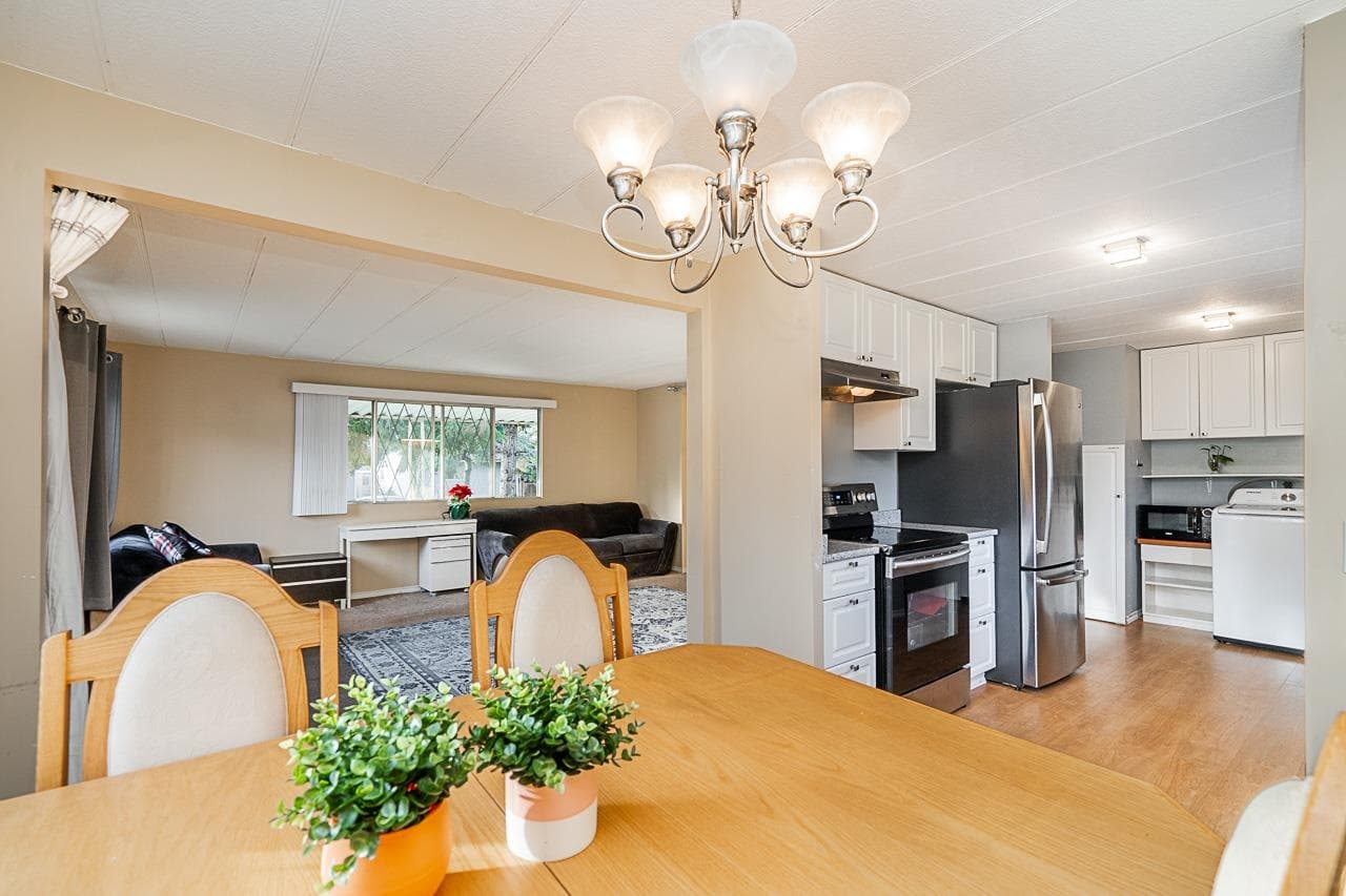 93 - 201 Cayer Street, Coquitlam, V3K 5A9 — photo 3