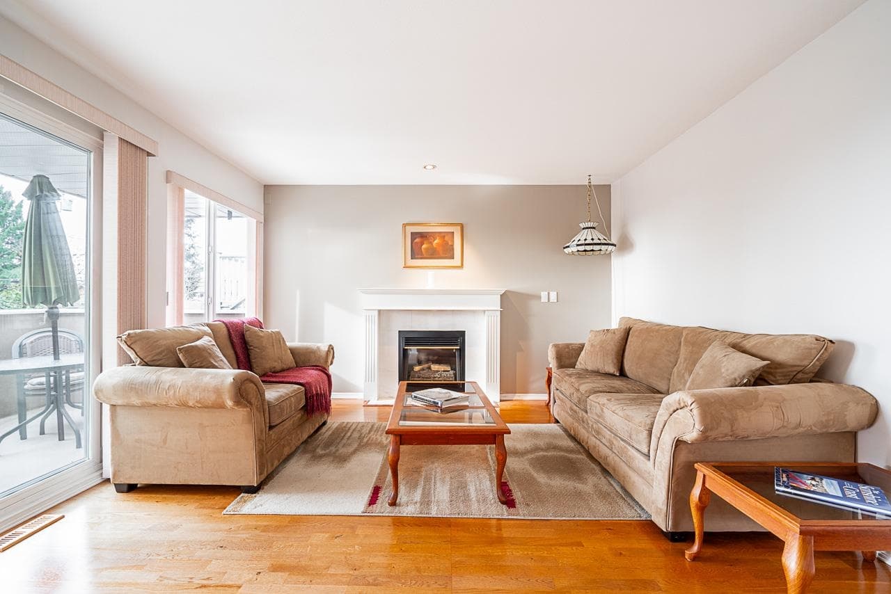 323 E Keith Road, North Vancouver, V7L 1V6 — photo 3