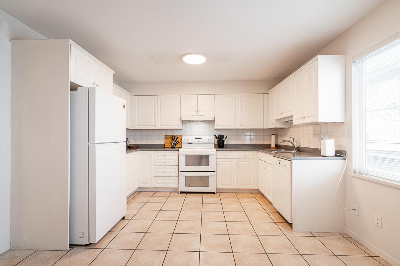 323 E Keith Road, North Vancouver, V7L 1V6 — photo 5