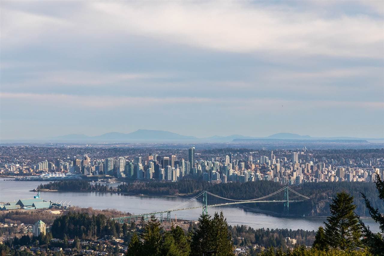 1565 Vinson Creek Road, West Vancouver