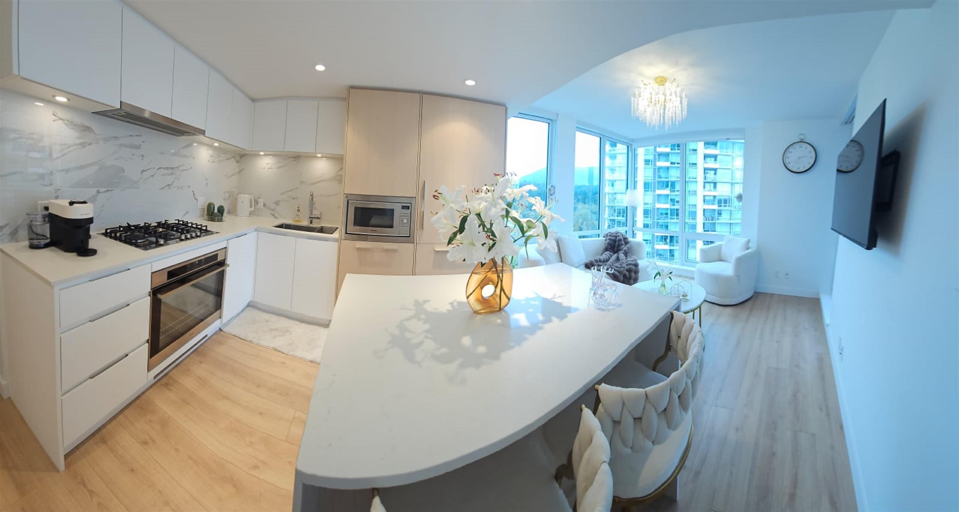 1902 - 1500 Fern Street, North Vancouver, V7J 0E6 — photo 4