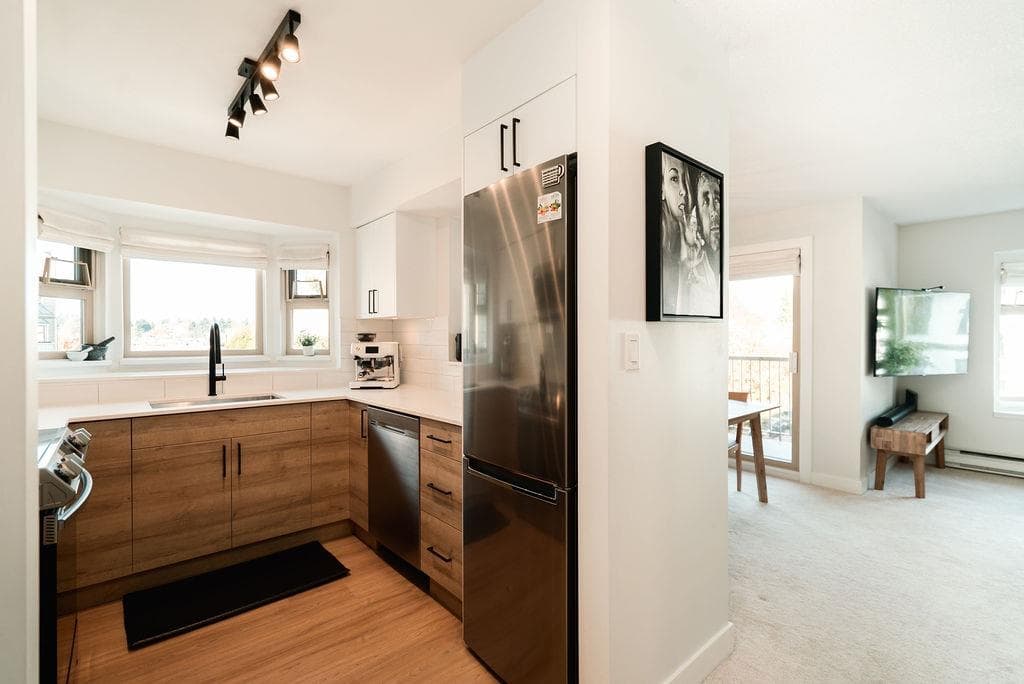 310 - 737 Hamilton Street, New Westminster, V3M 2M7 — photo 3