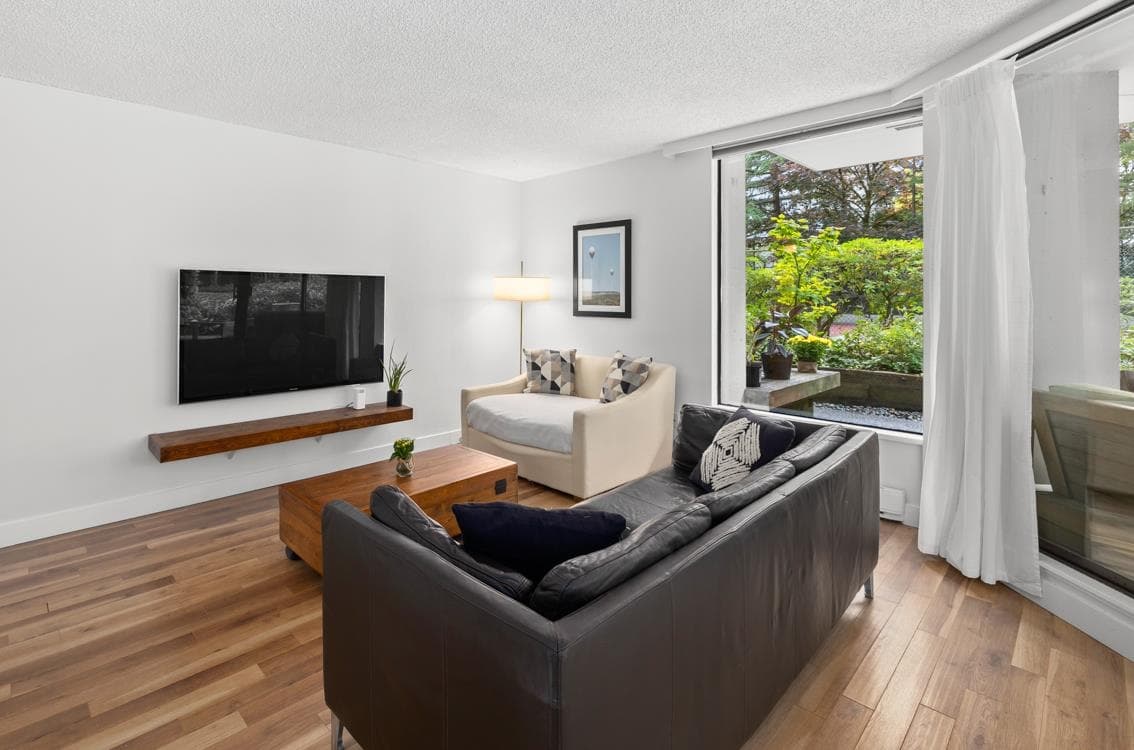 202 - 2041 Bellwood Avenue, Burnaby, V5B 4V5 — photo 2