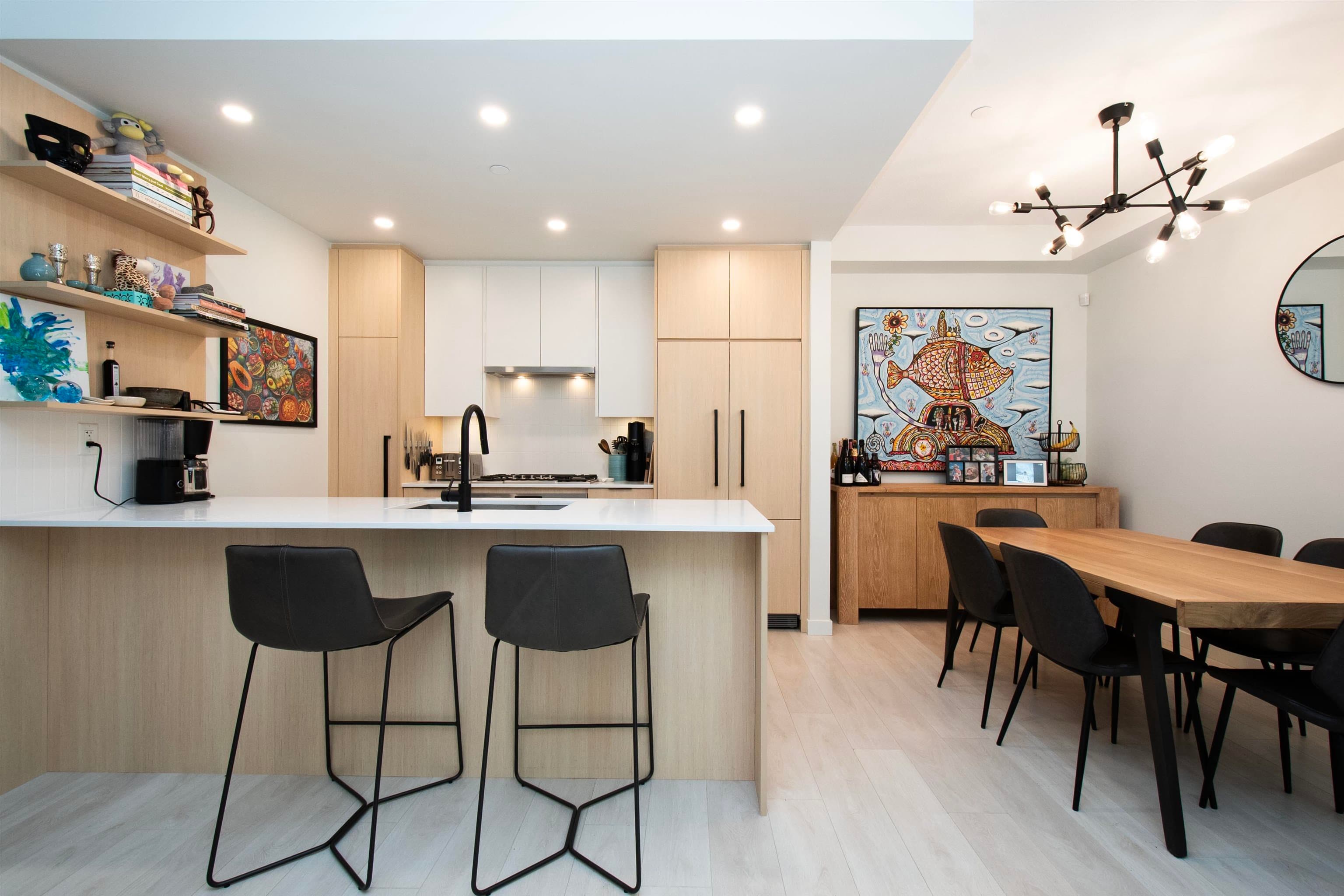 118 - 2045 Heritage Park Lane, North Vancouver