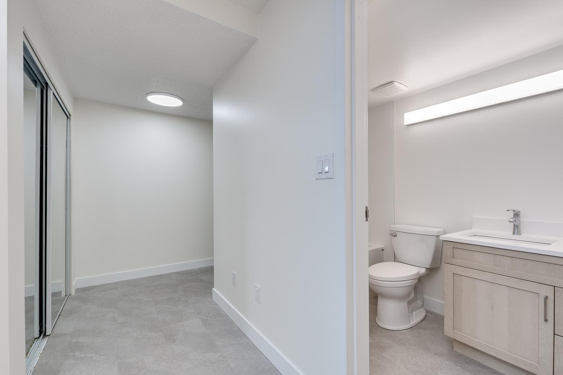 111 - 1750 Augusta Avenue, Burnaby, V5A 2V6 — photo 4