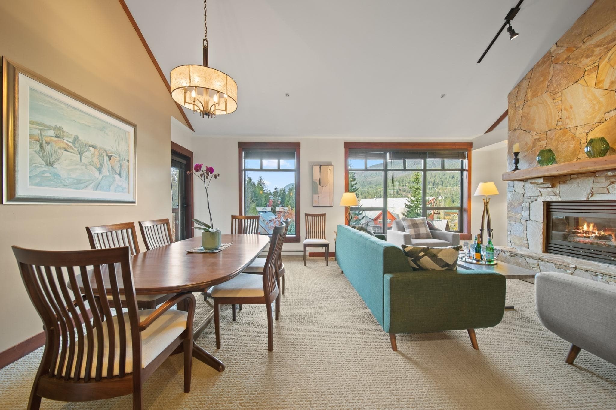 402 - 2202 Gondola Way, Whistler, V8E 0M7 — photo 3