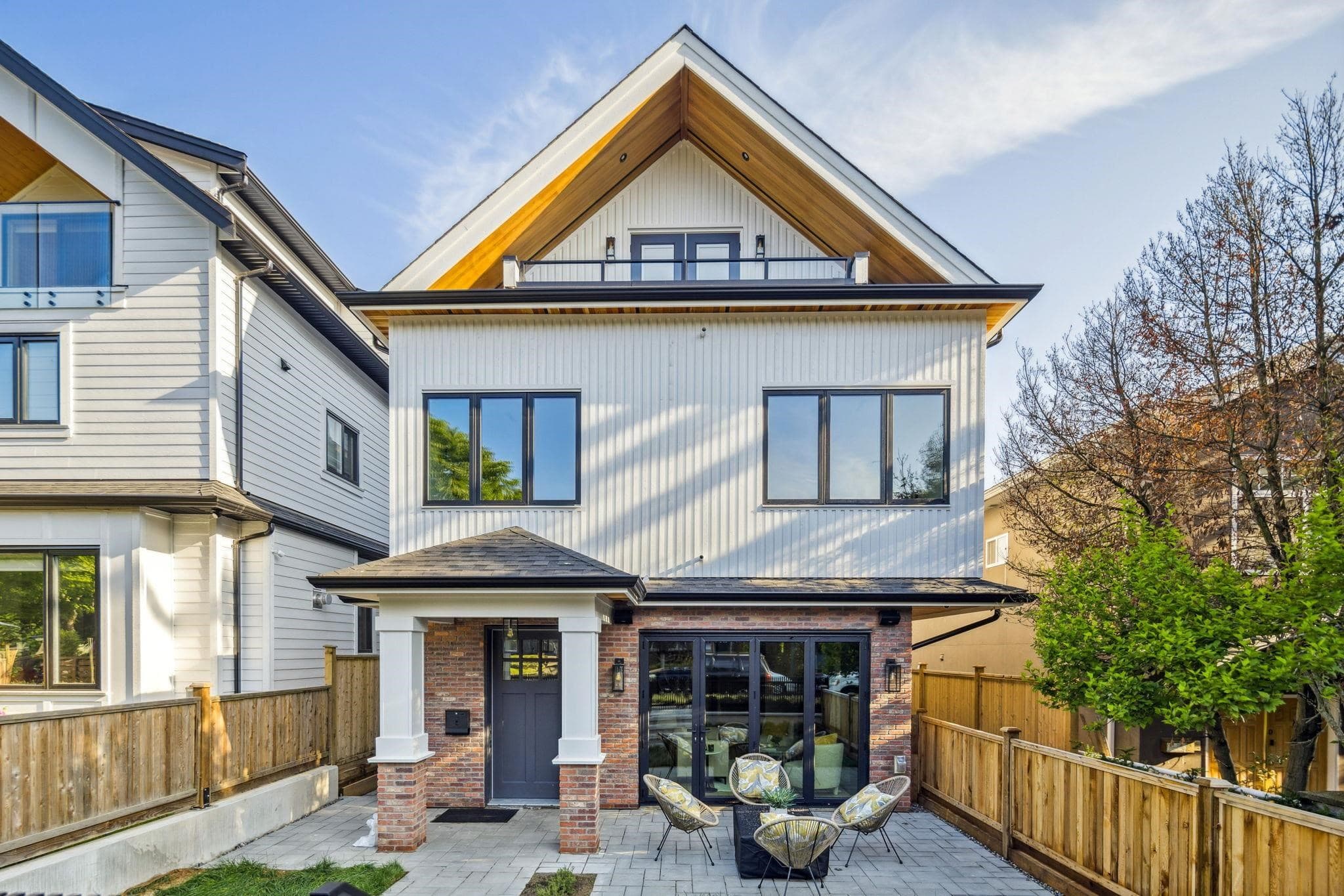 #1 - 2244 E 11th Avenue, Vancouver