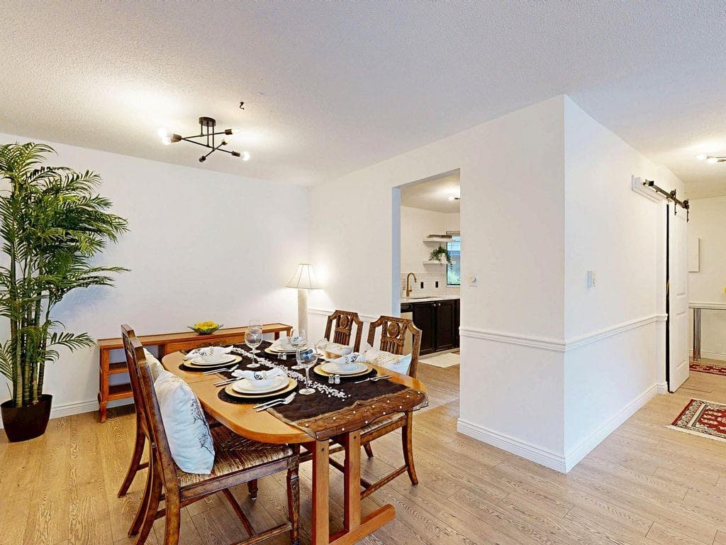 106 - 1467 Martin Street, White Rock, V4B 3W8 — photo 5