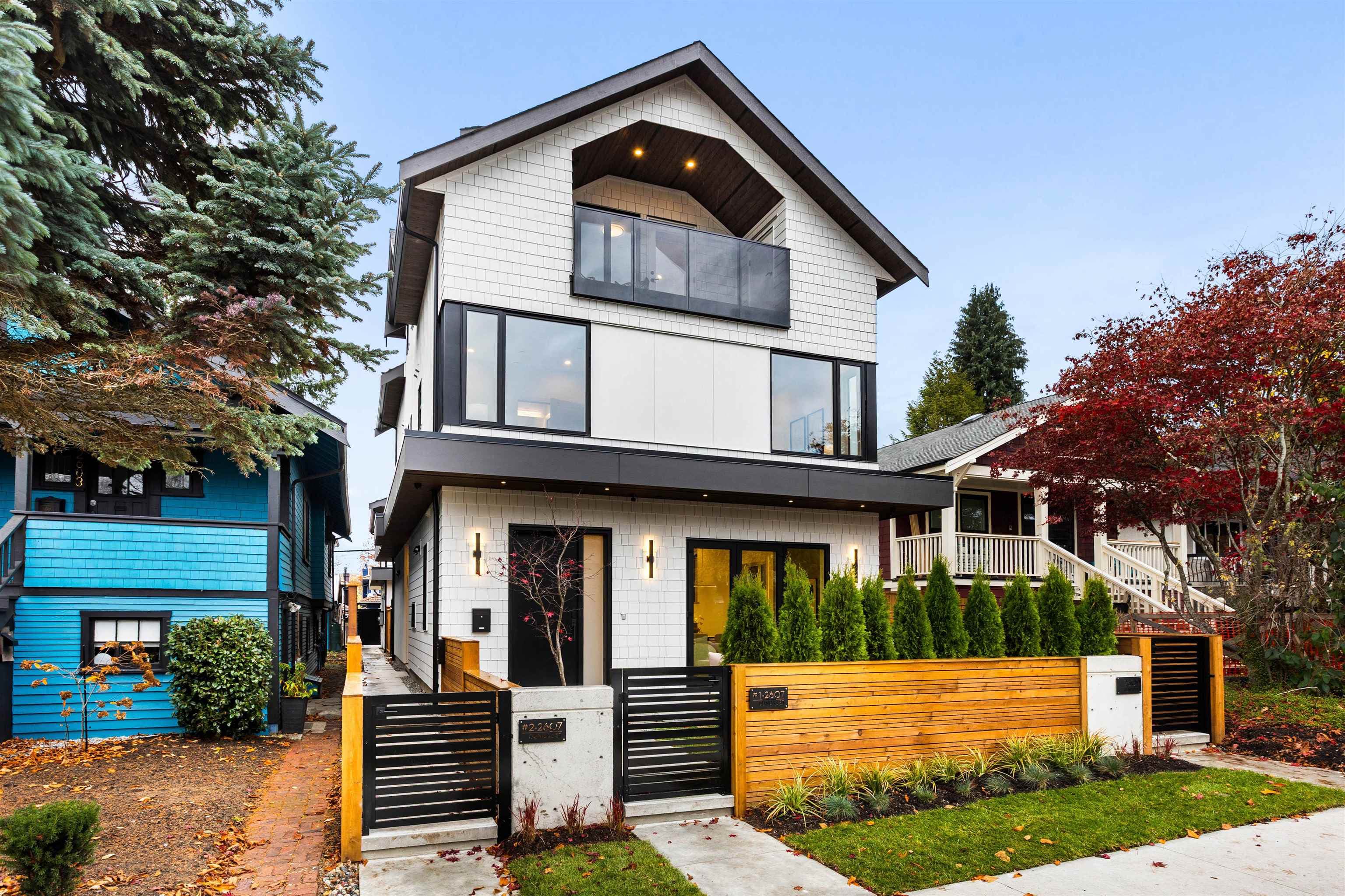 1 - 2607 Dundas Street, Vancouver — sold